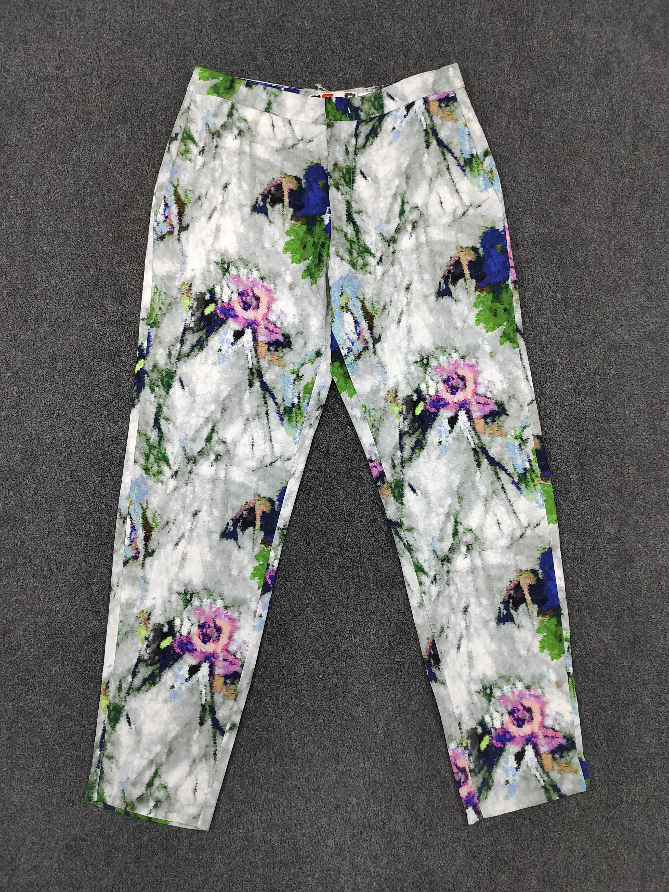 MSGM MSGM 🇮🇹 Flowers Art Viscose Cropped Trousers Size 28" / US 6 / IT 42 - 1 Thumbnail