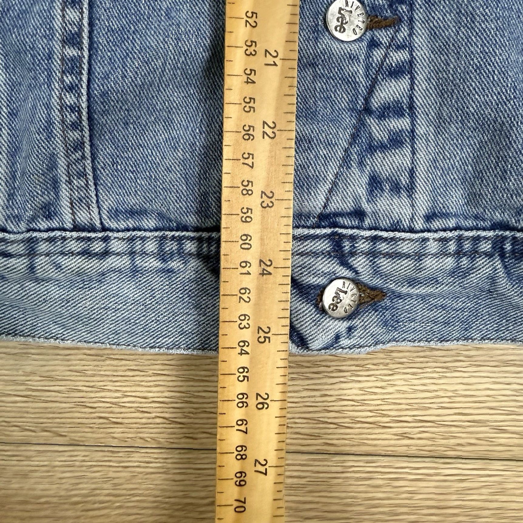 Lee VINTAGE Lee Riveted Medium Wash Blue Denim Trucker Jacket USA Made - Medium Jacket Mens Regular Blue Denimi? Size US M / EU 48-50 / 2 - 5 Thumbnail