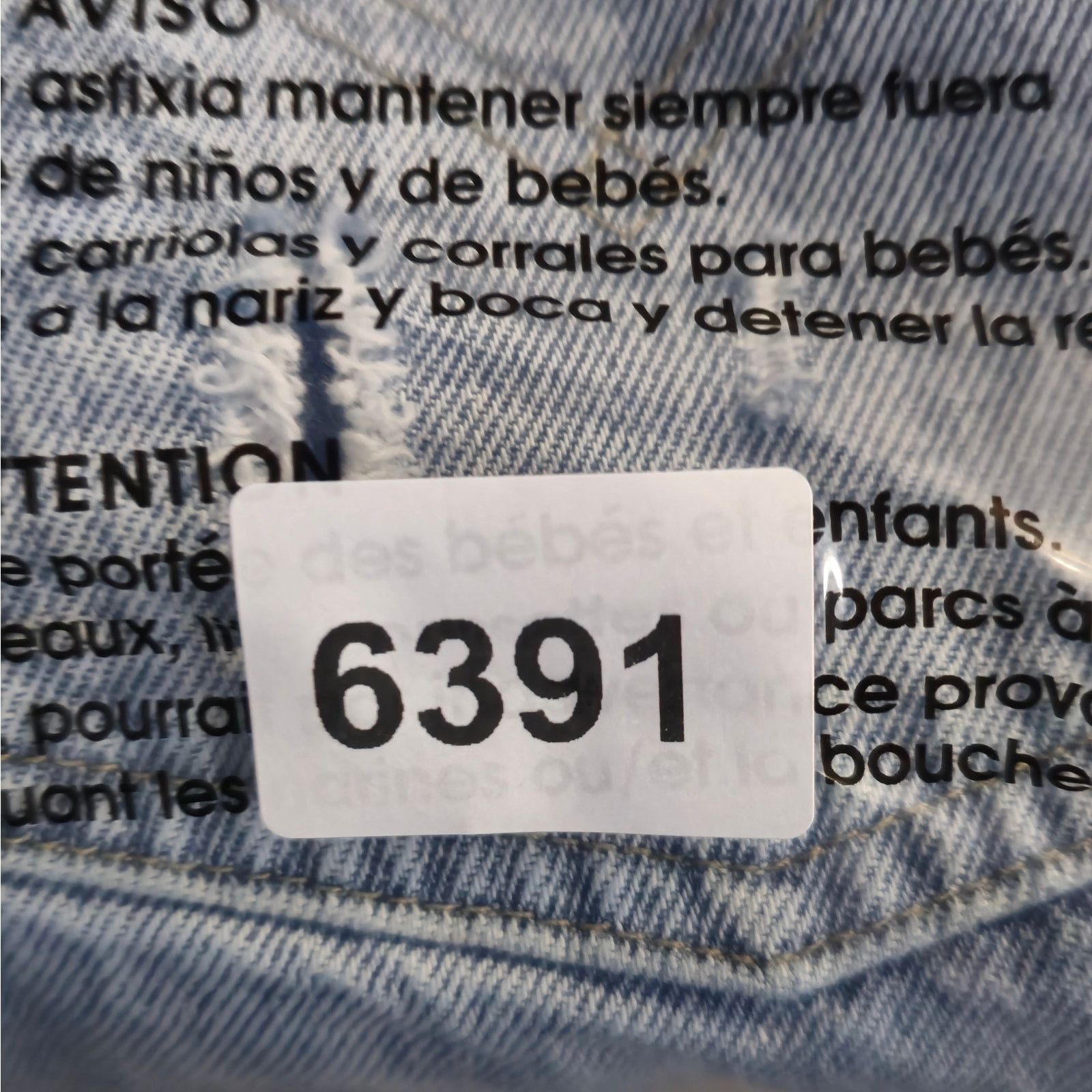 Levi's Levi's 501 Jeans 28x28 Button Fly Joe Cool Snoopy Patch Size US 28 / EU 44 - 23 Thumbnail