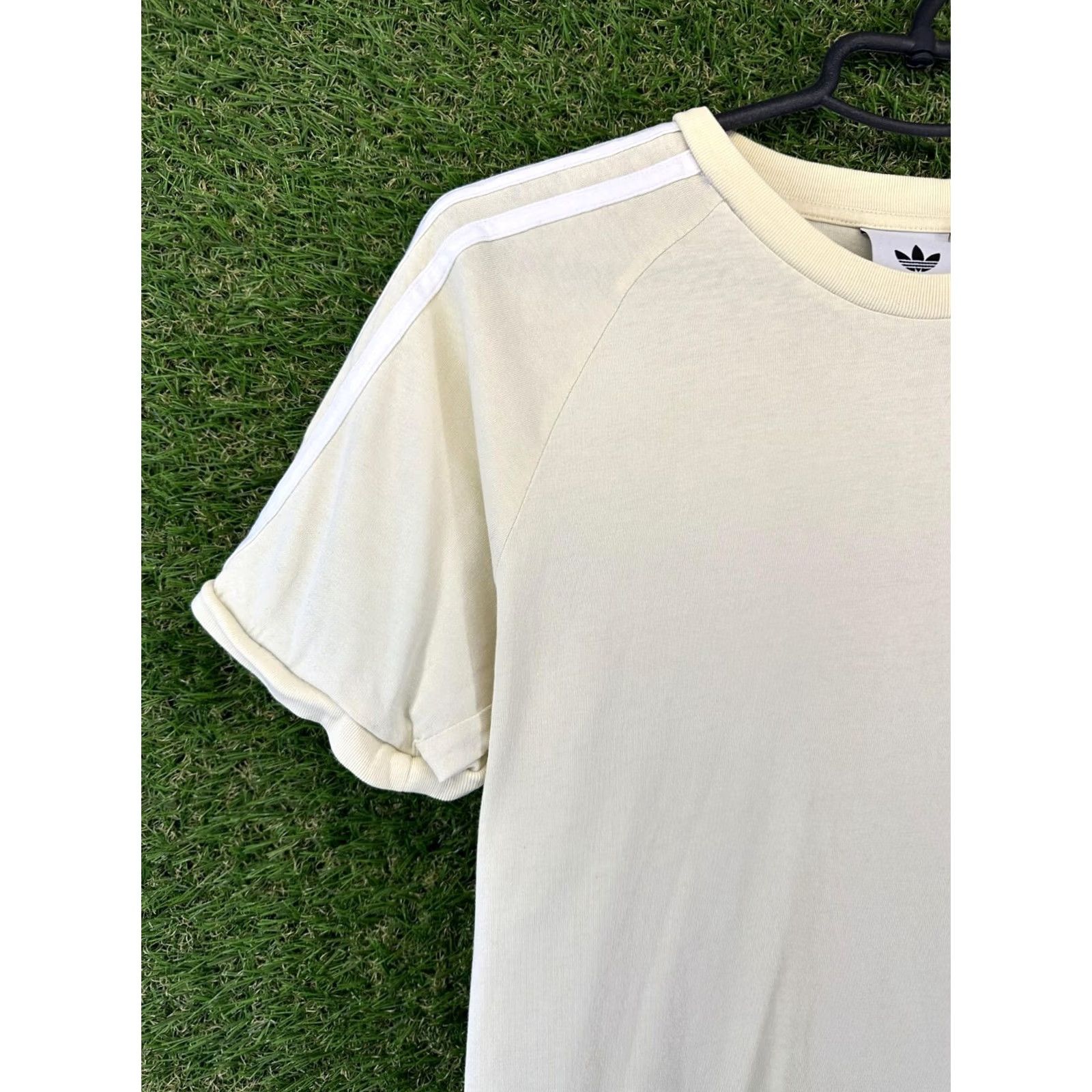 Adidas ADIDAS Shirt Men XS T-Shirt Jersey Classic Crew Neck Short Sleeve 100% Cotton Yellow White Original 3 Stripes Modern Basic Tee Womens Mens Boys Girls Size US XS / EU 42 / 0 - 4 Thumbnail