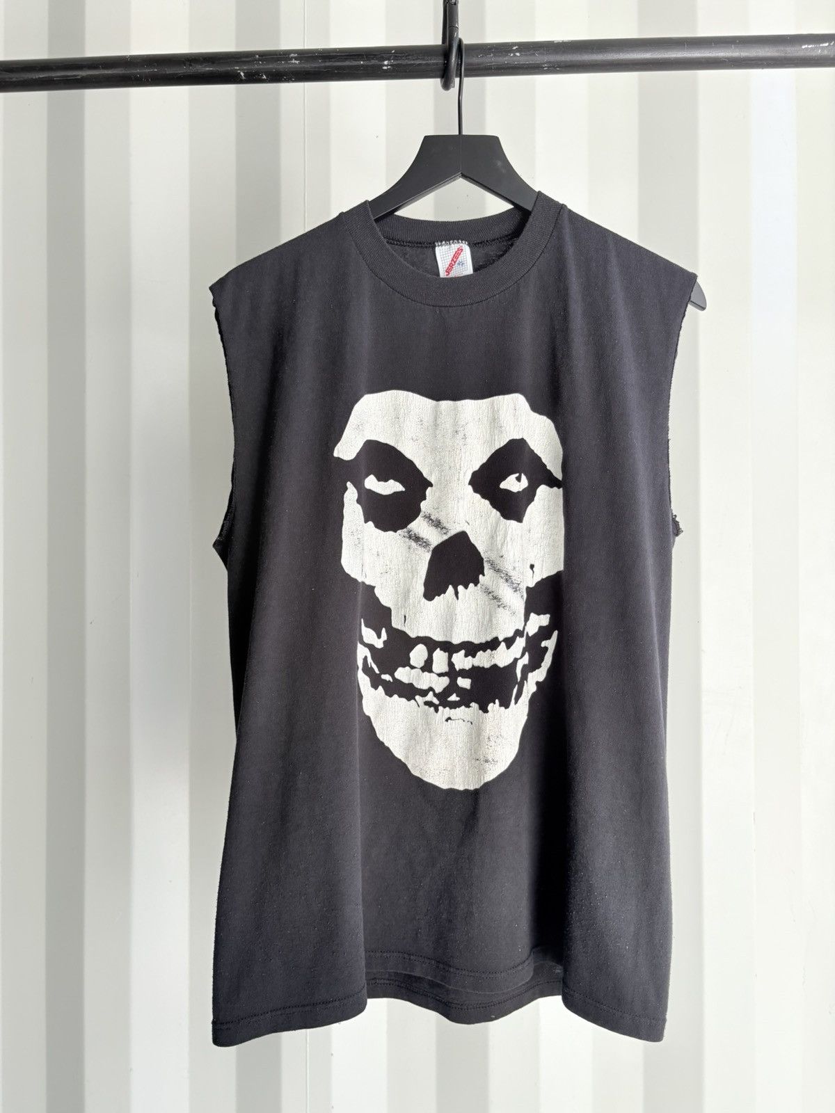 Band Tees Vintage Misfits Tank Faded Distressed GRUNGE Size US XL / EU 56 / 4 - 1 Thumbnail