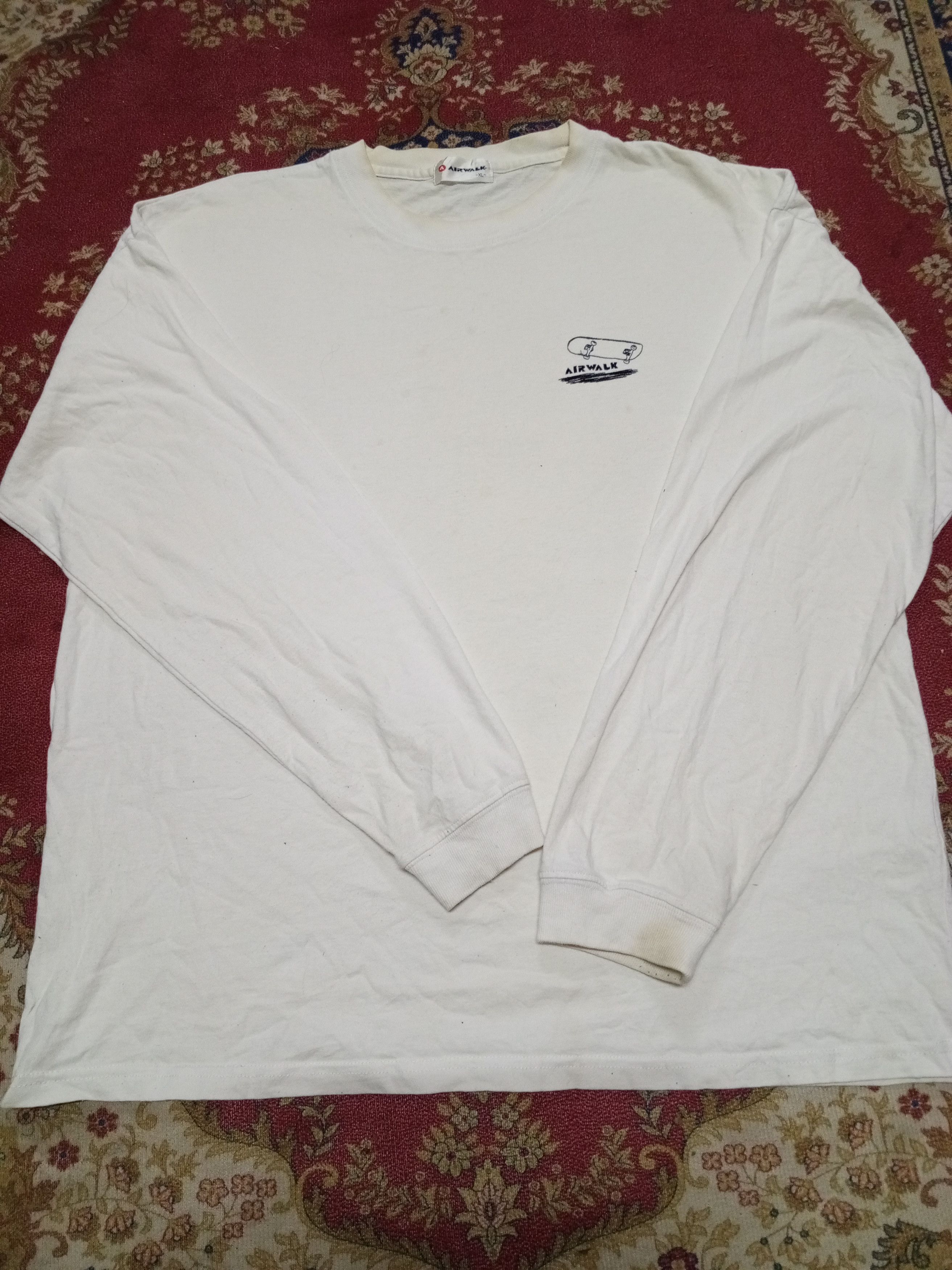 Airwalk 🔥Airwalk🔥 skateboard // white long sleeve Size US XL / EU 56 / 4 - 2 Thumbnail