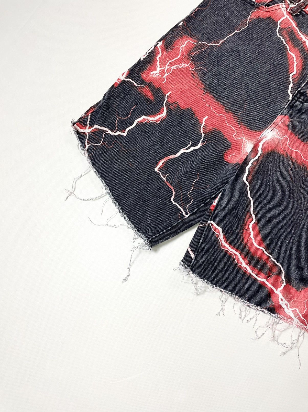 Jaded London Jaded London 🚨 Lightning printed supreme Jeans Denim Shorts Size US 34 / EU 50 - 2 Thumbnail