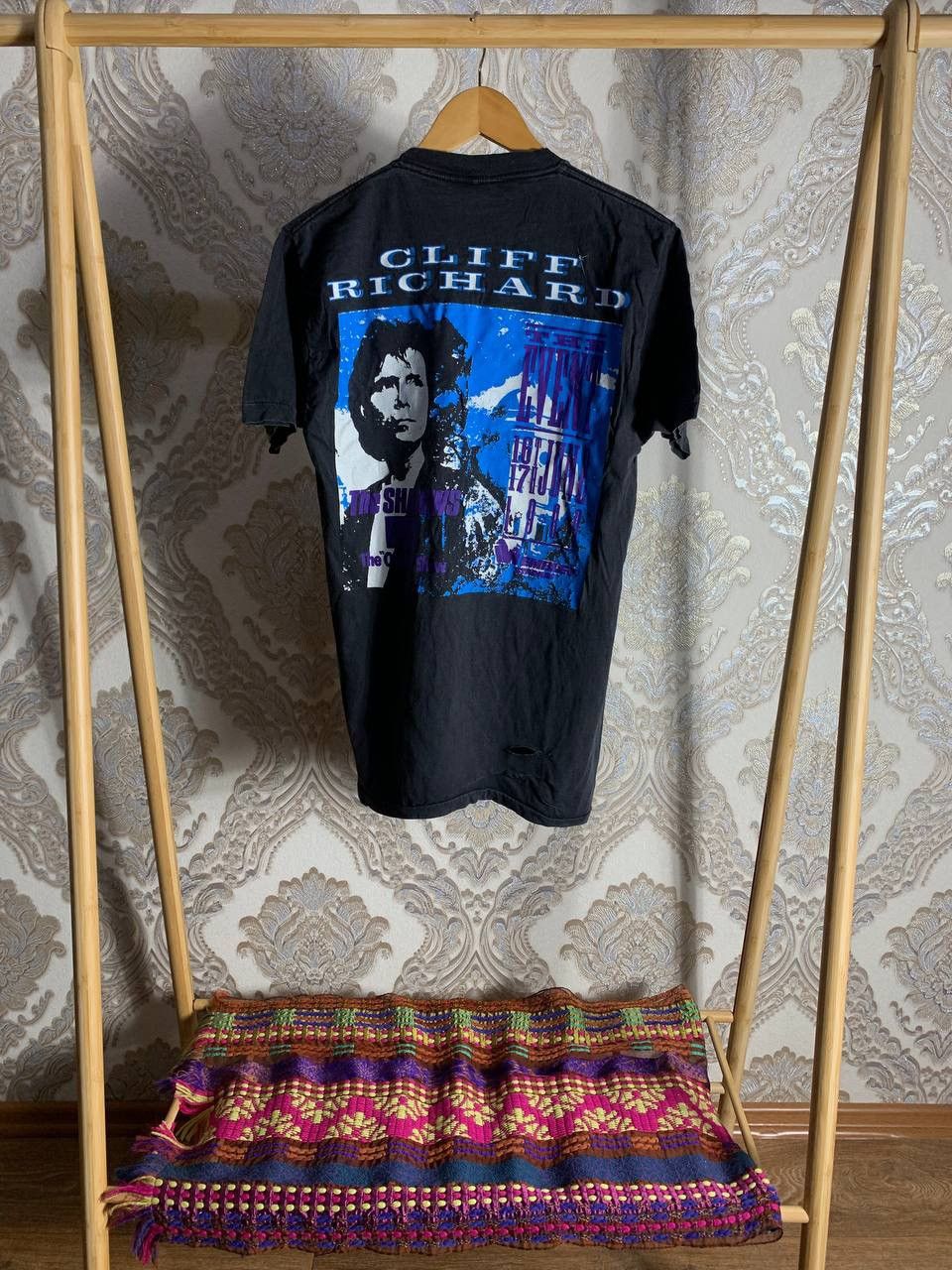Band Tees × Vintage VERY RARE CLIFF RICHARD SINGER T-SHIRT 1989 METAL PUNK Y2K Size US M / EU 48-50 / 2 - 11 Thumbnail