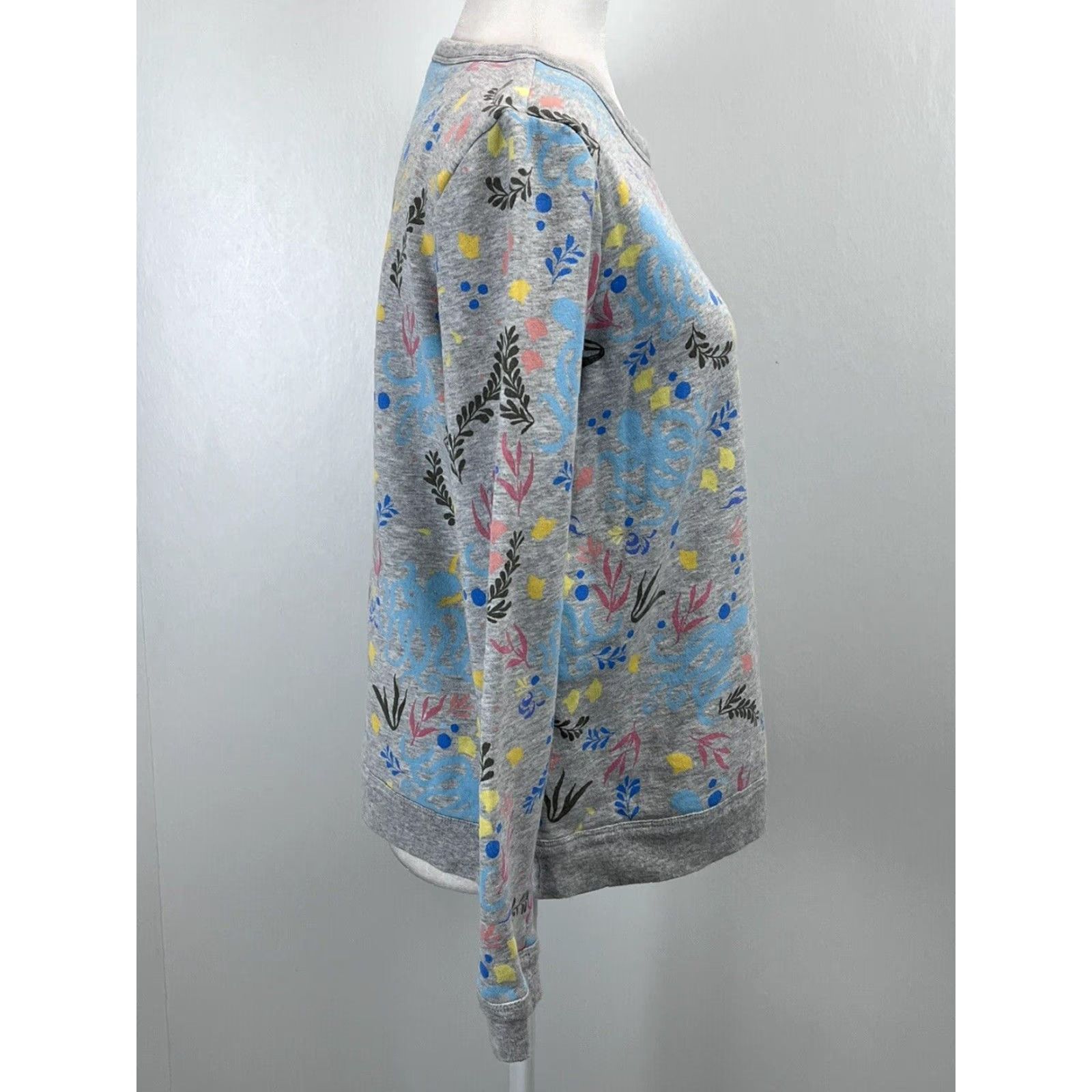 Talbots Talbots Sea Life Grey Crew Neck Sweatshirt Women's Small Long Sleeve Pullover Size S / US 4 / IT 40 - 4 Thumbnail