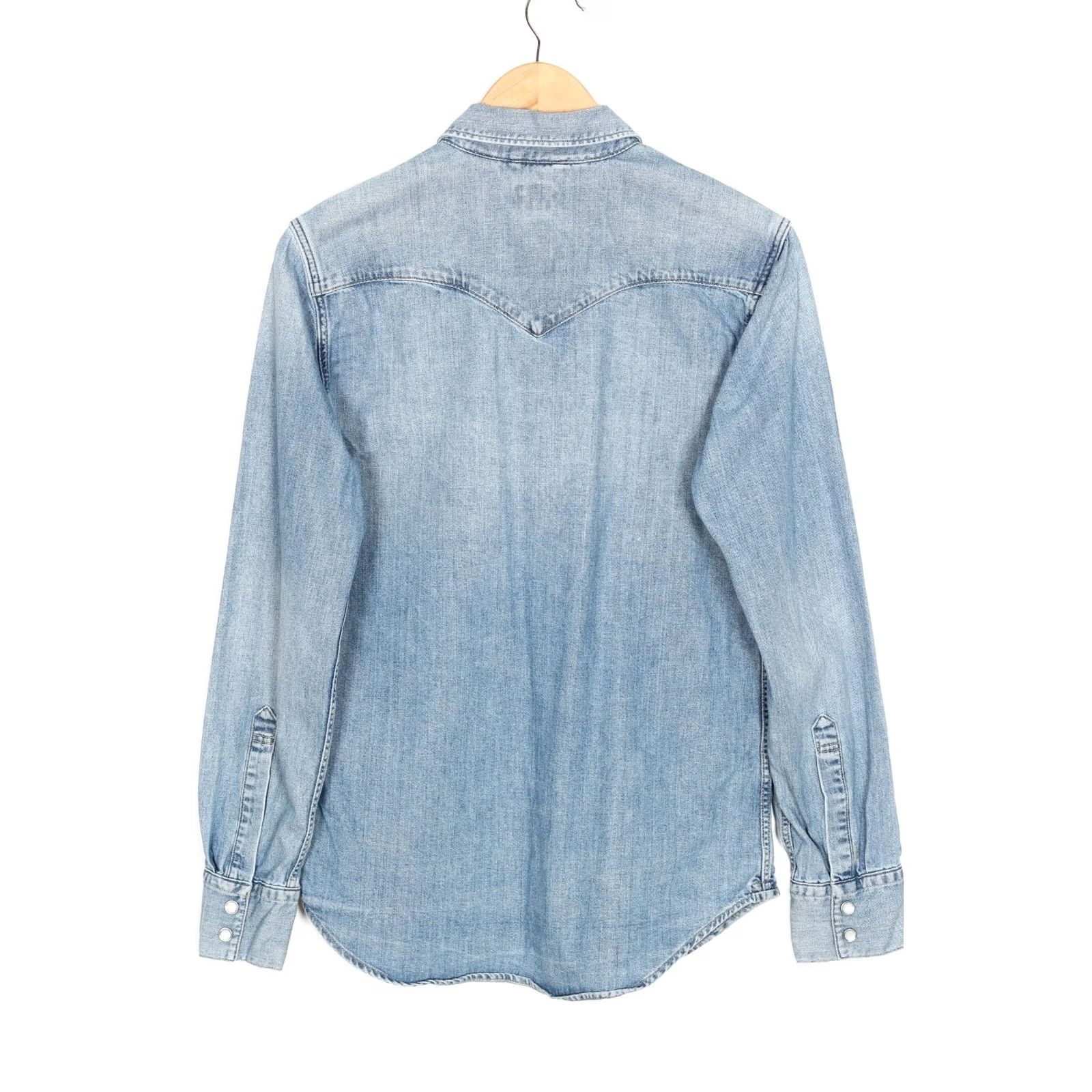 Levi's LEVI’S Barstow Western Denim Shirt Size S Long Sleeve Men VR3506 Size US S / EU 44-46 / 1 - 3 Thumbnail