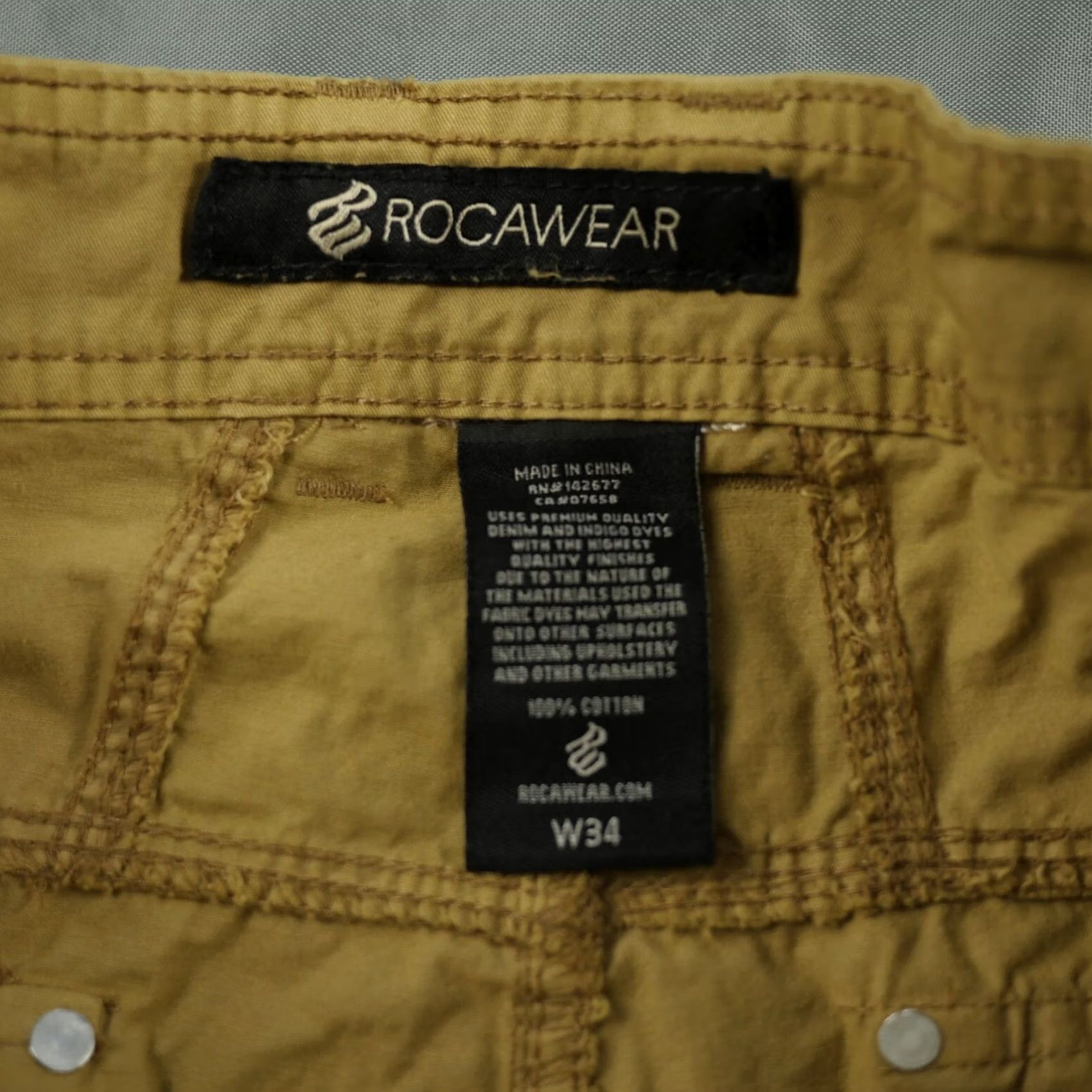 Rocawear VINTAGE Rocawear Cargo Shorts Mens 34 Khaki Belted Multi-Pocket Utility Hip Hop Streetwear Shorts Mens 34 Beige Cargo Pocket Belted Pockets Size US 34 / EU 50 - 7 Thumbnail