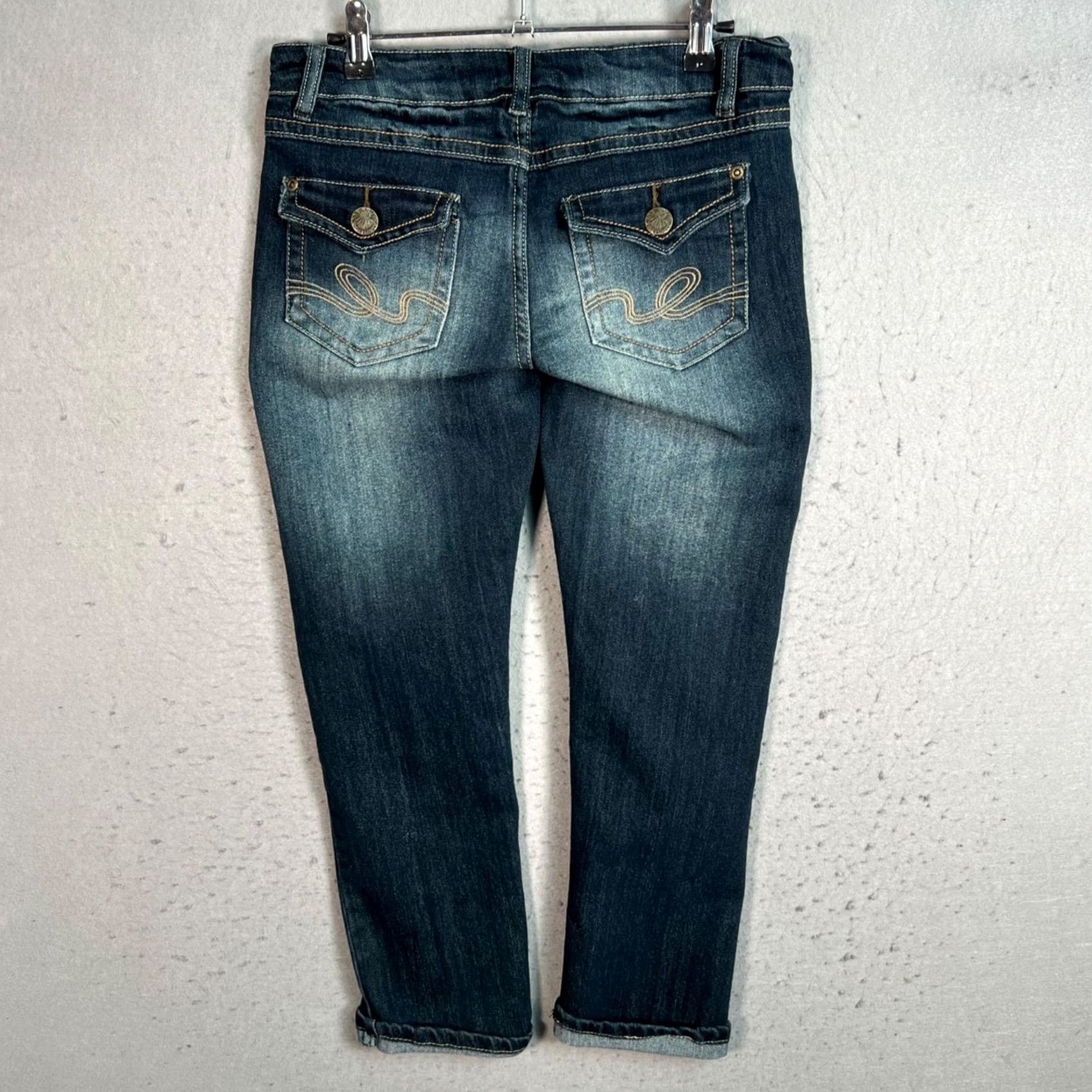 Vintage Wallflower Distressed Denim Skinny Jeans Size 5 Dark Wash Cotton Blend Women's Jeans Skinny Distressed Wallflower Jeans 5 Dark Wash Women Size 27" / US 4 / IT 40 - 2 Thumbnail