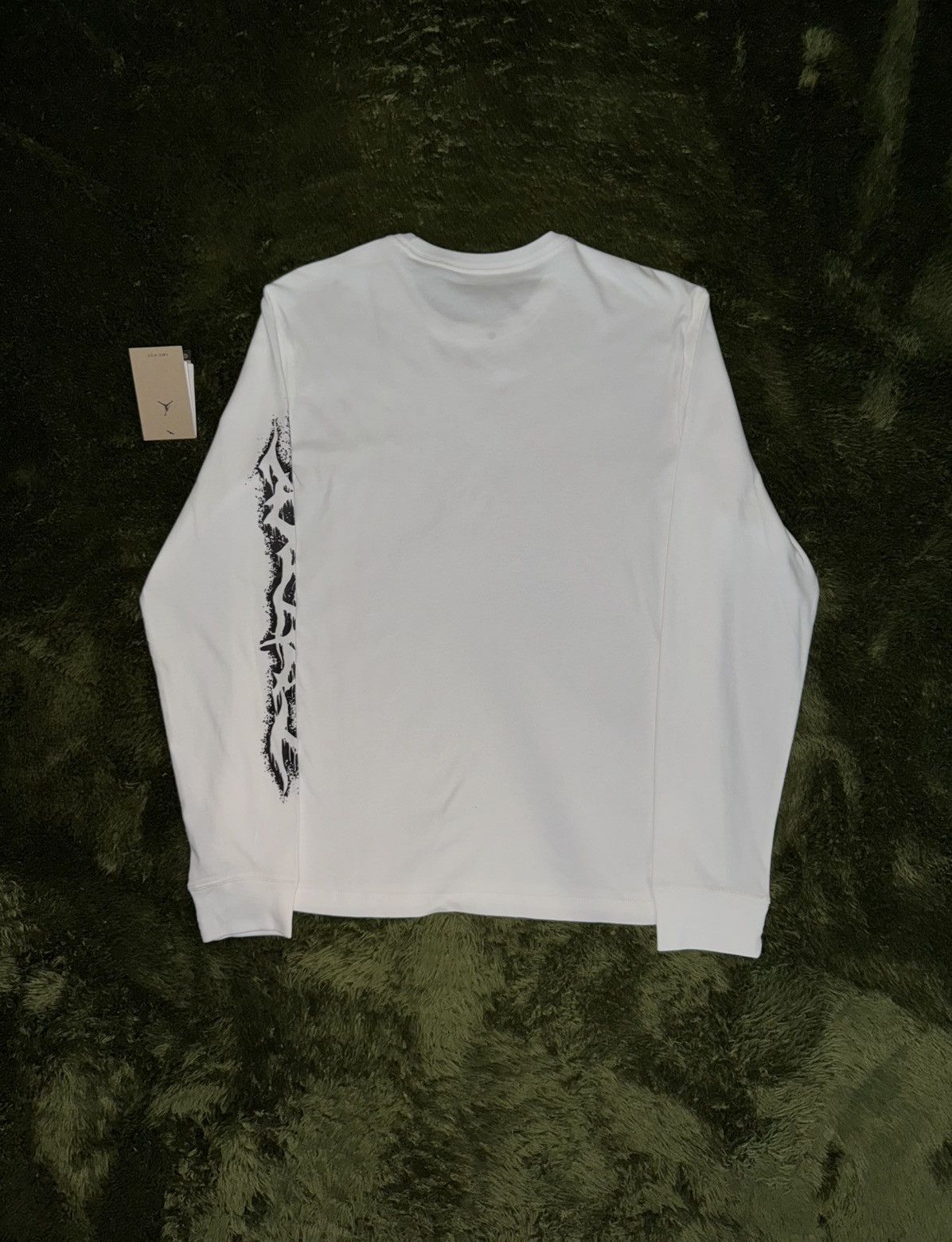 Jordan Brand [XL] Jordan Dri-FIT Sports Graphic Longsleeve White Size US XL / EU 56 / 4 - 6 Thumbnail