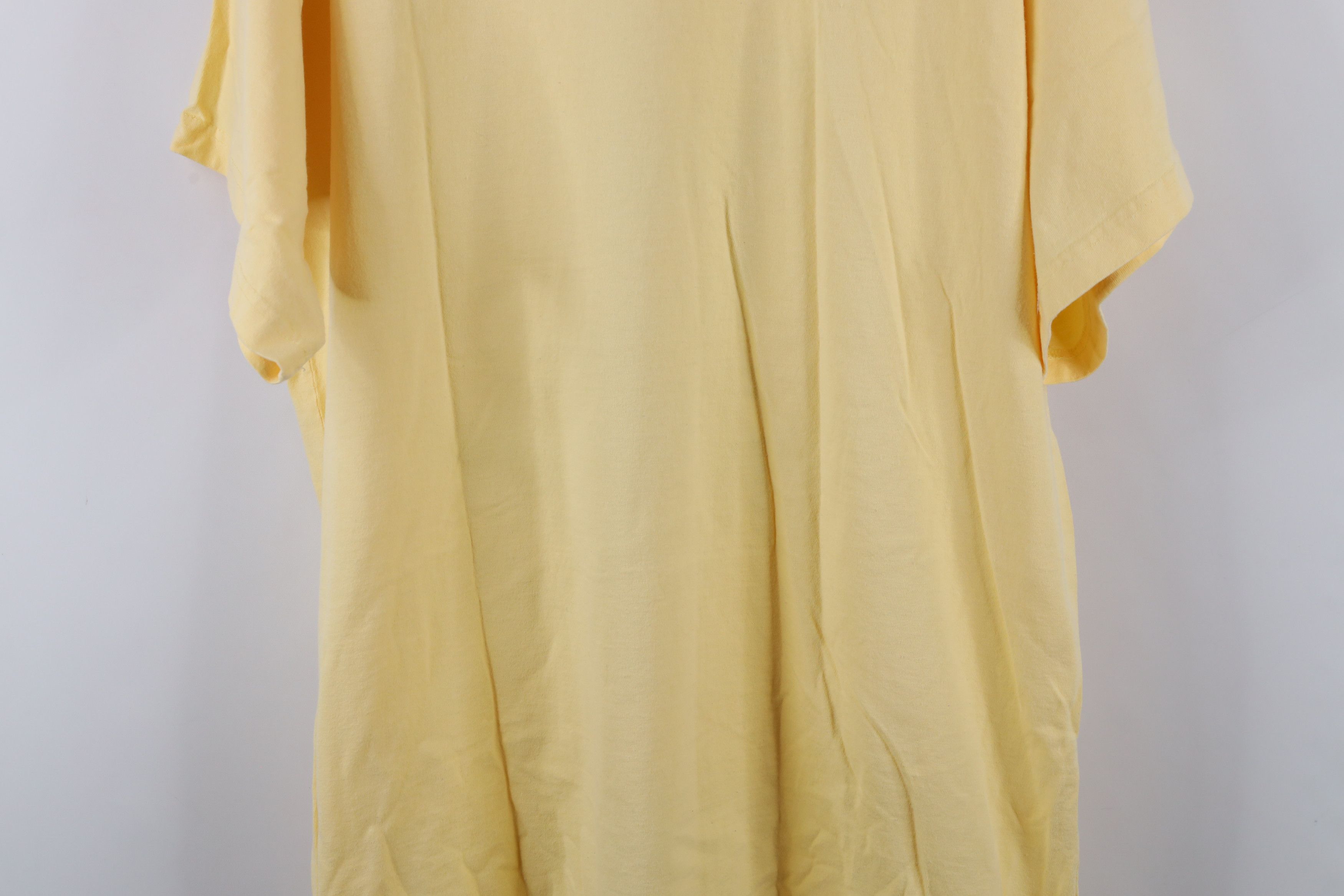 Vintage Vintage 90s Dame University I Need A Hug Sleep T-Shirt USA Size ONE SIZE - 12 Thumbnail