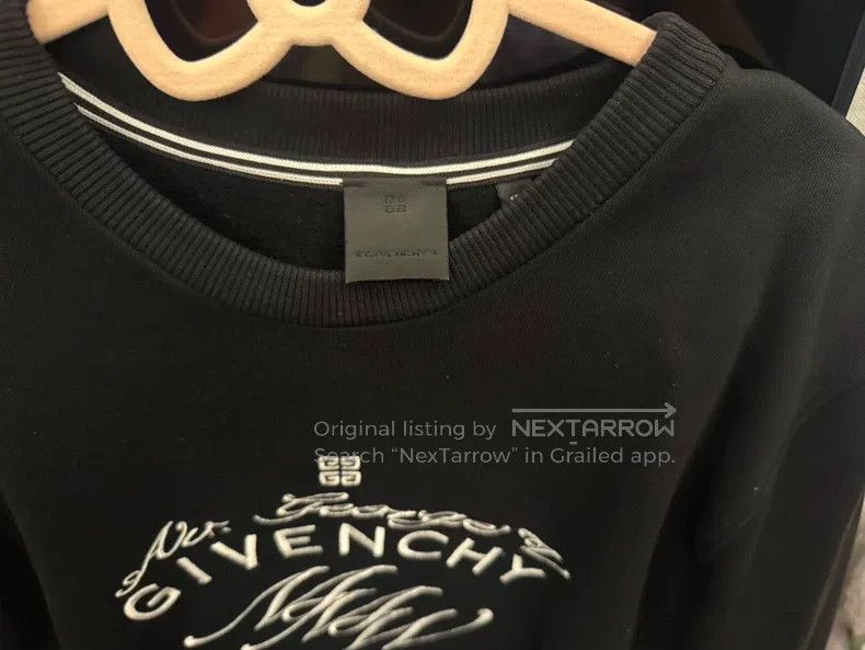 Givenchy Givenchy Deer Hoodie Size S Fits 175 to 185, Slight Cracki Size US M / EU 48-50 / 2 - 3 Thumbnail