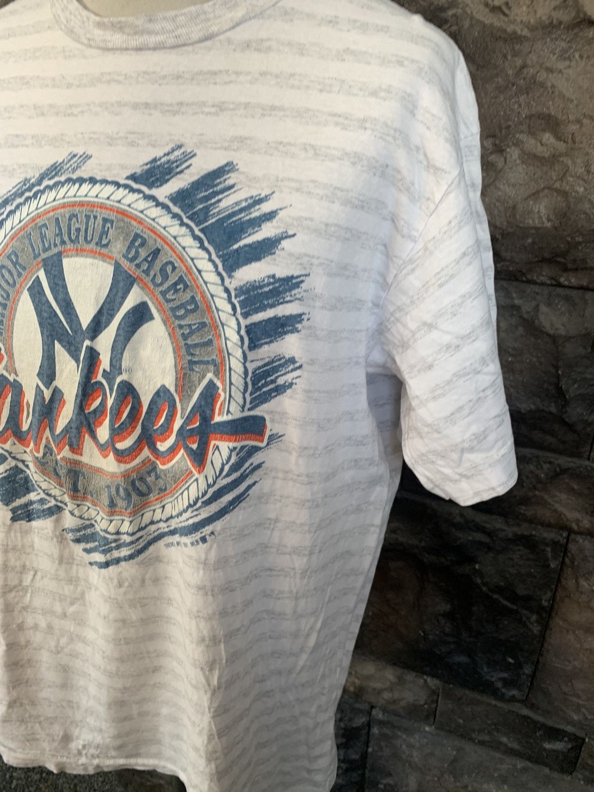 New York Yankees Vintage 90s New York Yankees MLB Team T shirt Size US L / EU 52-54 / 3 - 4 Thumbnail