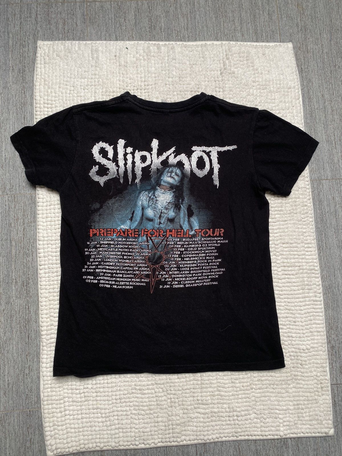 Band Tees × Slipknot Slipknot Prepare For Hell Tour Tee Vintage y2k 2014 - 2015 Size US S / EU 44-46 / 1 - 11 Thumbnail