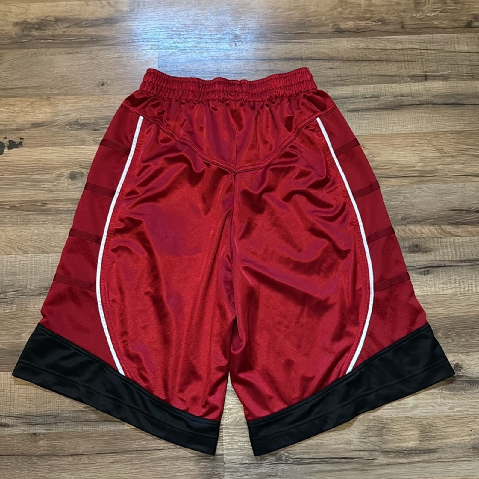 Jordan Brand Jordan Dri-Fit Shorts Size US 26 / EU 42 - 3 Thumbnail