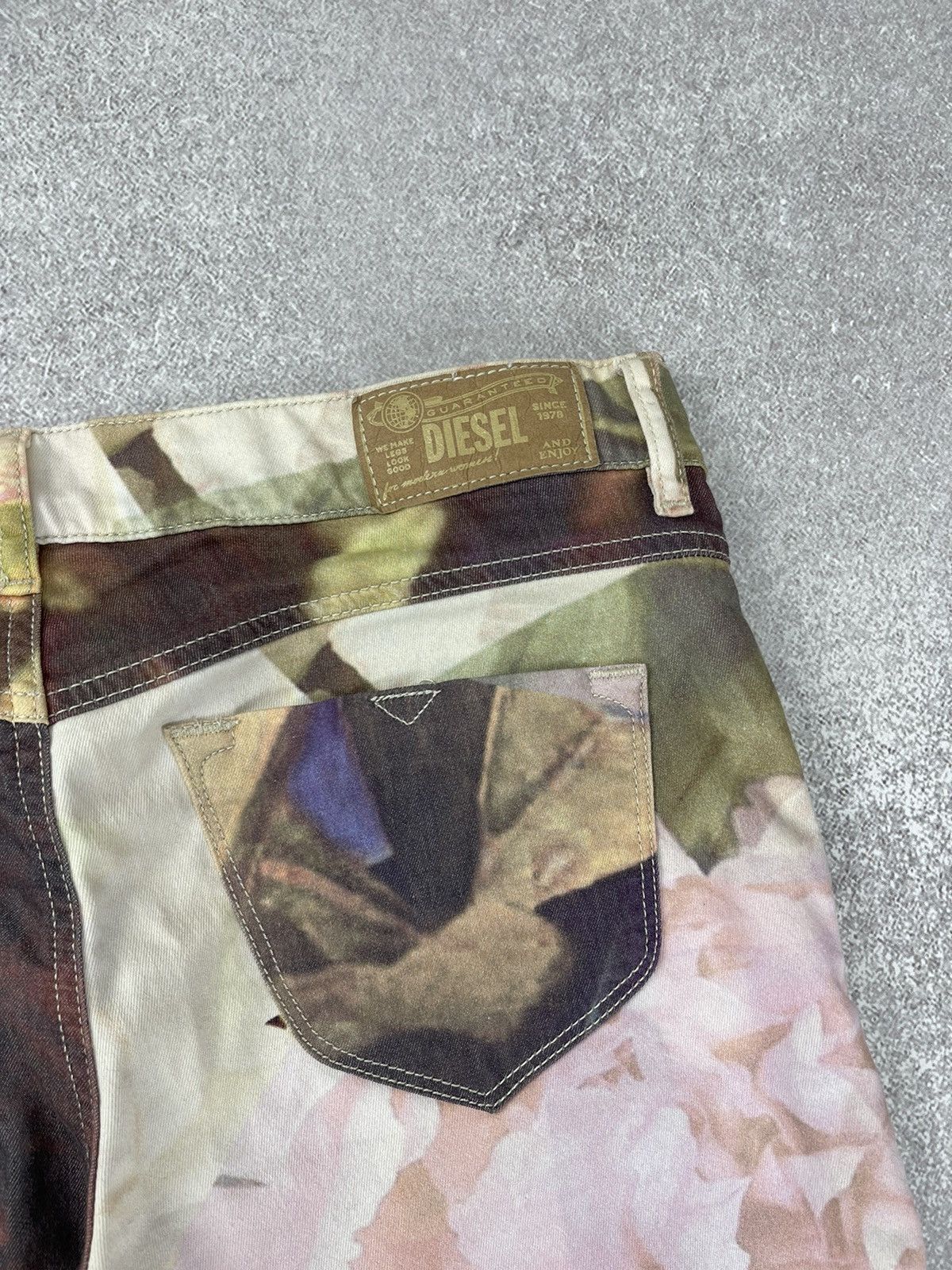Diesel Diesel Liver-SP Super Slim Flowers Print Pants Size 28" / US 6 / IT 42 - 9 Thumbnail