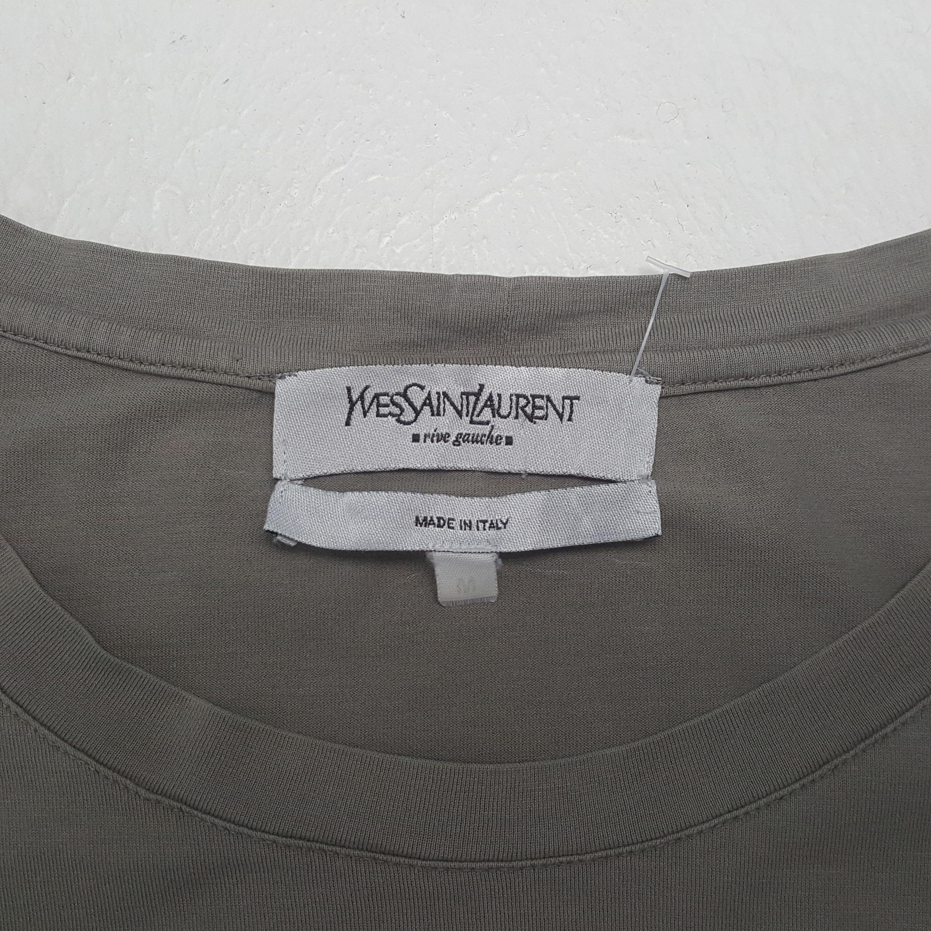 Yves Saint Laurent Yves Saint Laurent YSL Logo Design Tshirt C294N71 Size US M / EU 48-50 / 2 - 6 Thumbnail