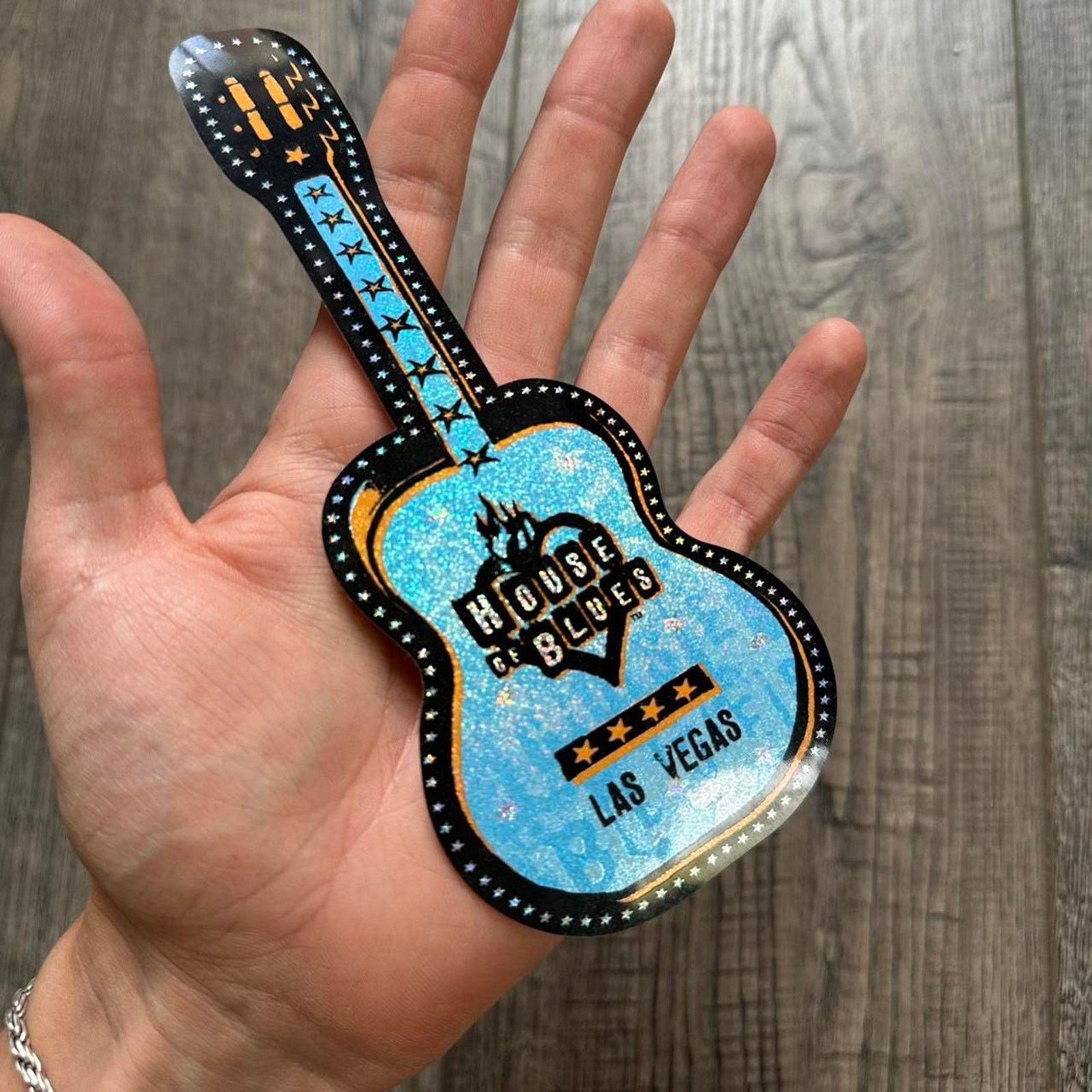 Other × Vintage Sparkly House of Blues Las Vegas Guitar Heart Fire Sticker Size ONE SIZE - 2 Thumbnail