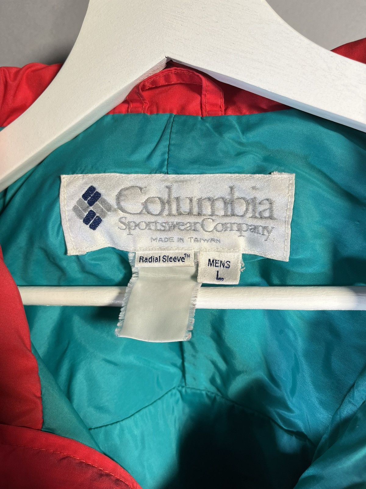 Columbia × Vintage Vintage Vaporwave Columbia Gizzmo Winter Jacket Size US L / EU 52-54 / 3 - 4 Thumbnail