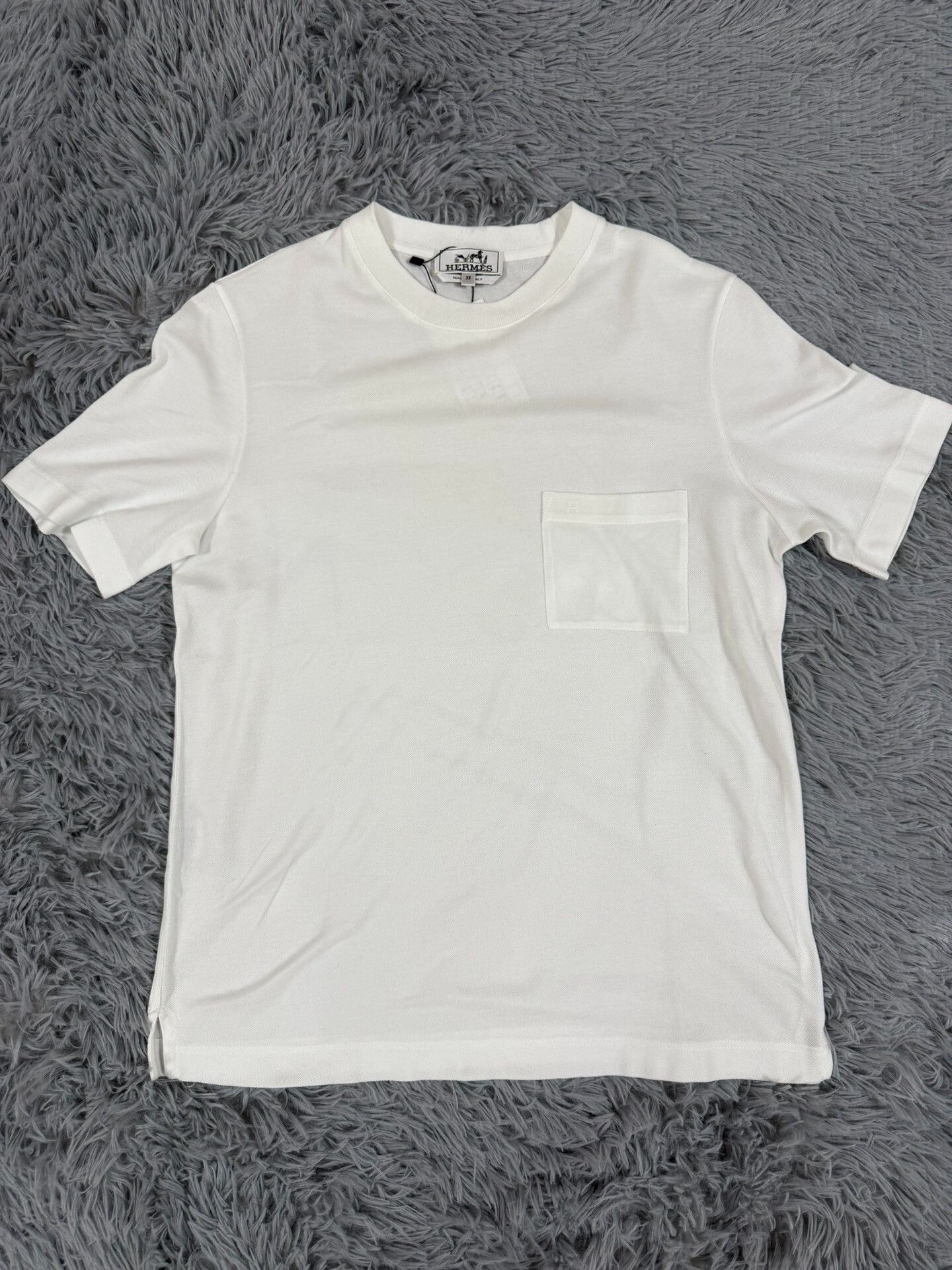 Hermes Hermes T-Shirt XS Women Size XS / US 0-2 / IT 36-38 - 1 Thumbnail