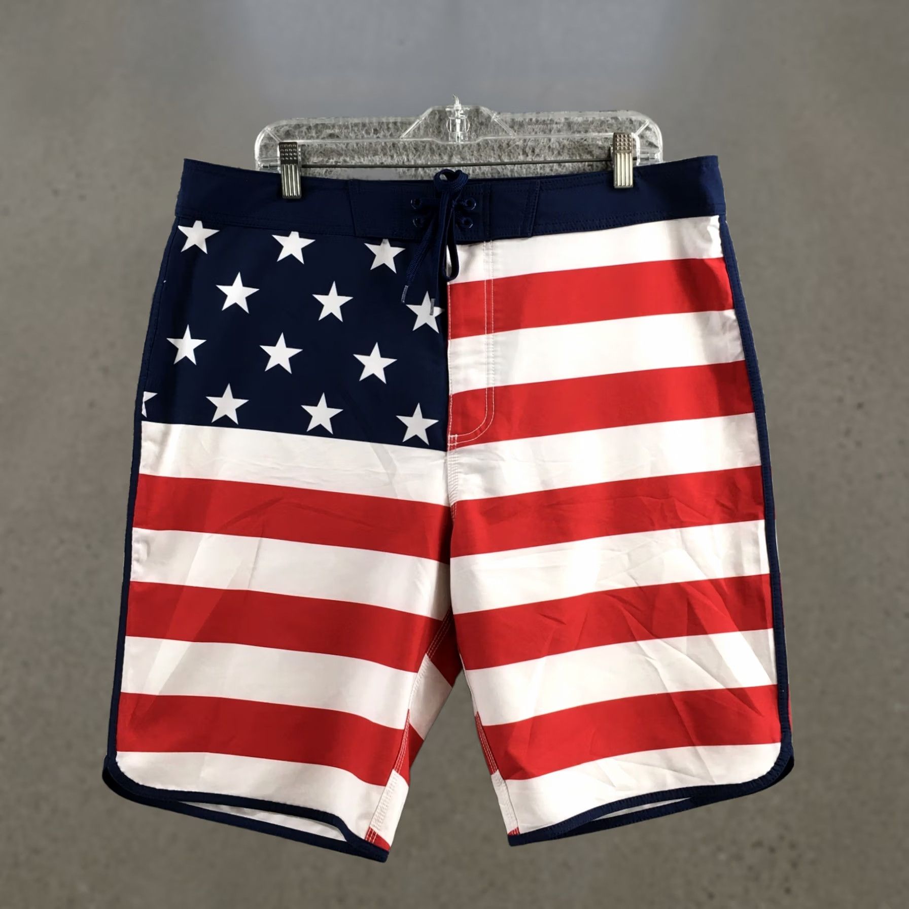 Old Navy Old Navy Boardshorts Mens 36 Multicolor Pockets Drawstring High Rise California Size ONE SIZE - 1 Thumbnail