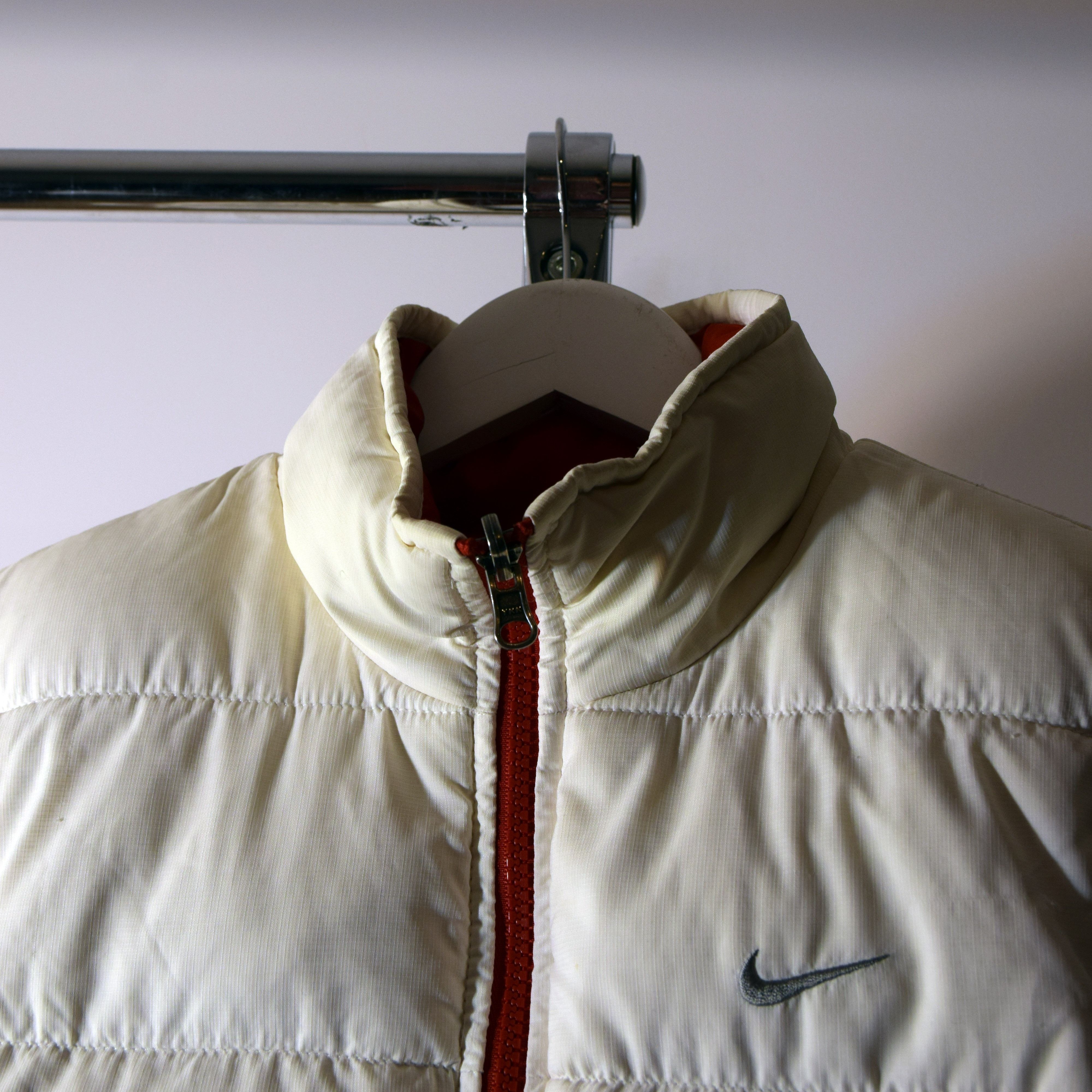 Nike × Vintage Nike Vintage Reversible Down Puffer Vest Red & White y2k Size M / US 6-8 / IT 42-44 - 8 Thumbnail