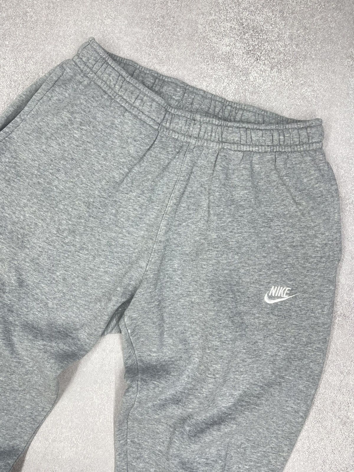 Nike Mens Nike Basic Grey Sweatpants Little Swoosh Logo White Y2K Size US 32 / EU 48 - 3 Thumbnail