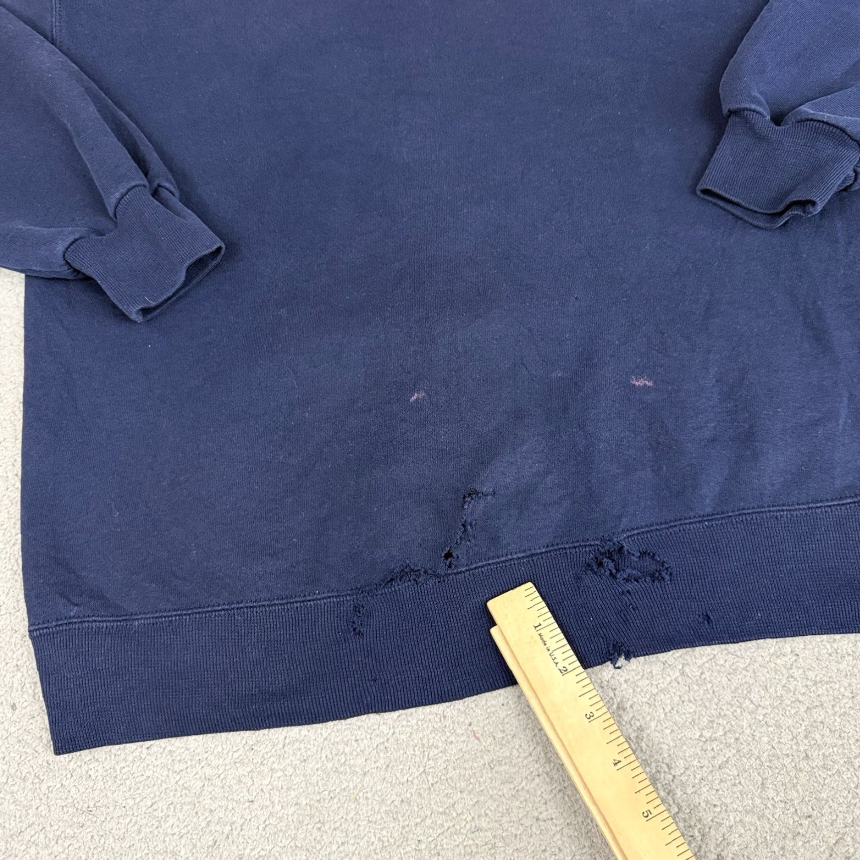 Russell Athletic VINTAGE Russell Athletic Sweatshirt Adult L Blue USA Blank Distressed Faded Size US L / EU 52-54 / 3 - 7 Thumbnail