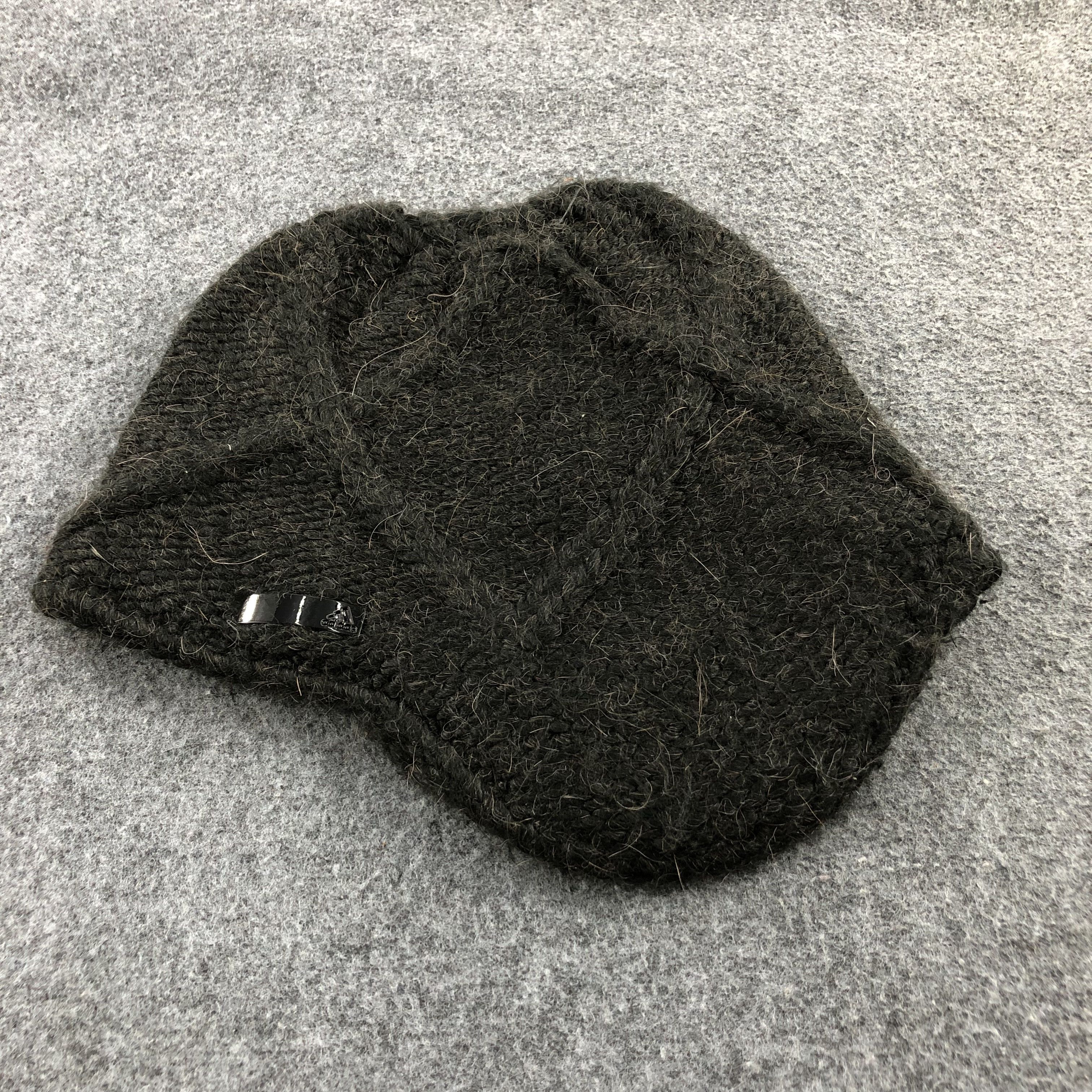 Vintage Adidas Earflap Beanie Snowcap Snow Hat B93 Size ONE SIZE - 1 Thumbnail