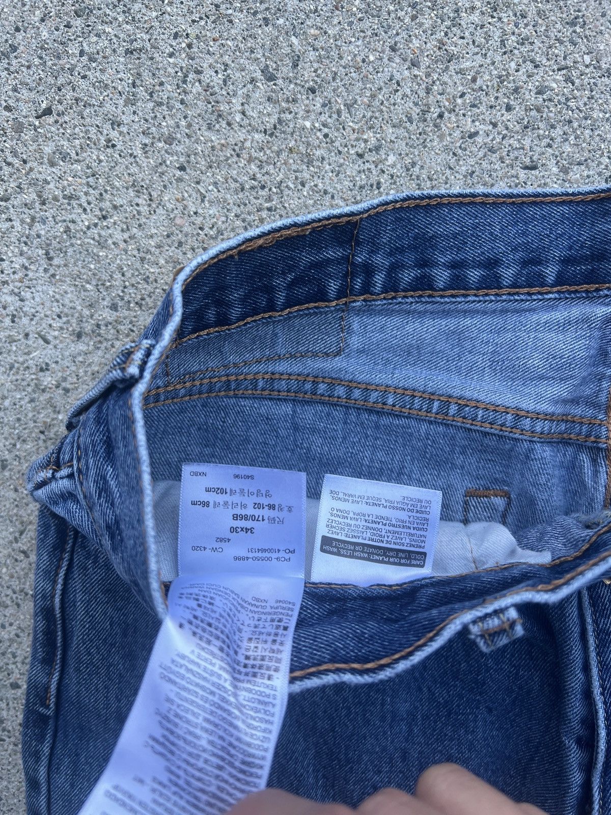 Levi's Early Y2K M. Indigo Levi’s 505 Relaxed Fit Jeans Size 34x30 Size US 34 / EU 50 - 3 Thumbnail