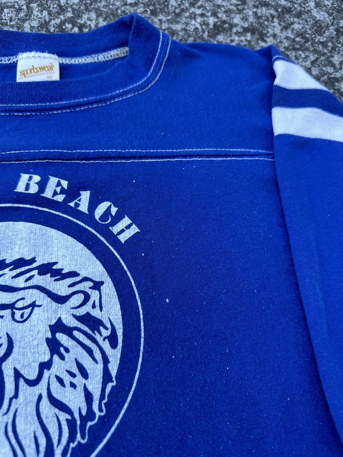 Vintage Vintage 80s Kings Beach Lions Collegiate Archival T-Shirt Size US M / EU 48-50 / 2 - 7 Thumbnail