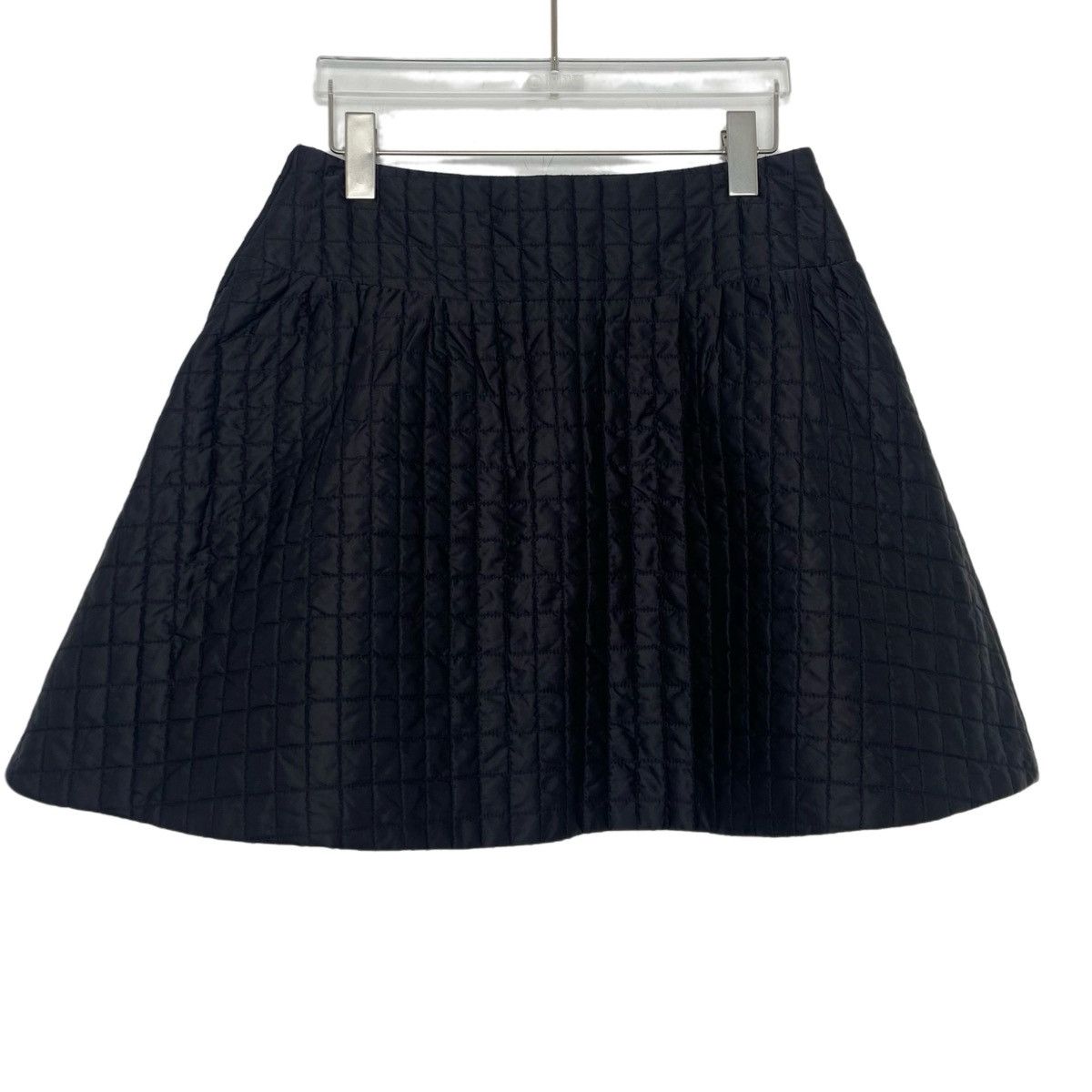 Prada Prada Quilted Mini Skirt K26WX Size 27" / US 4 / IT 40 - 1 Thumbnail