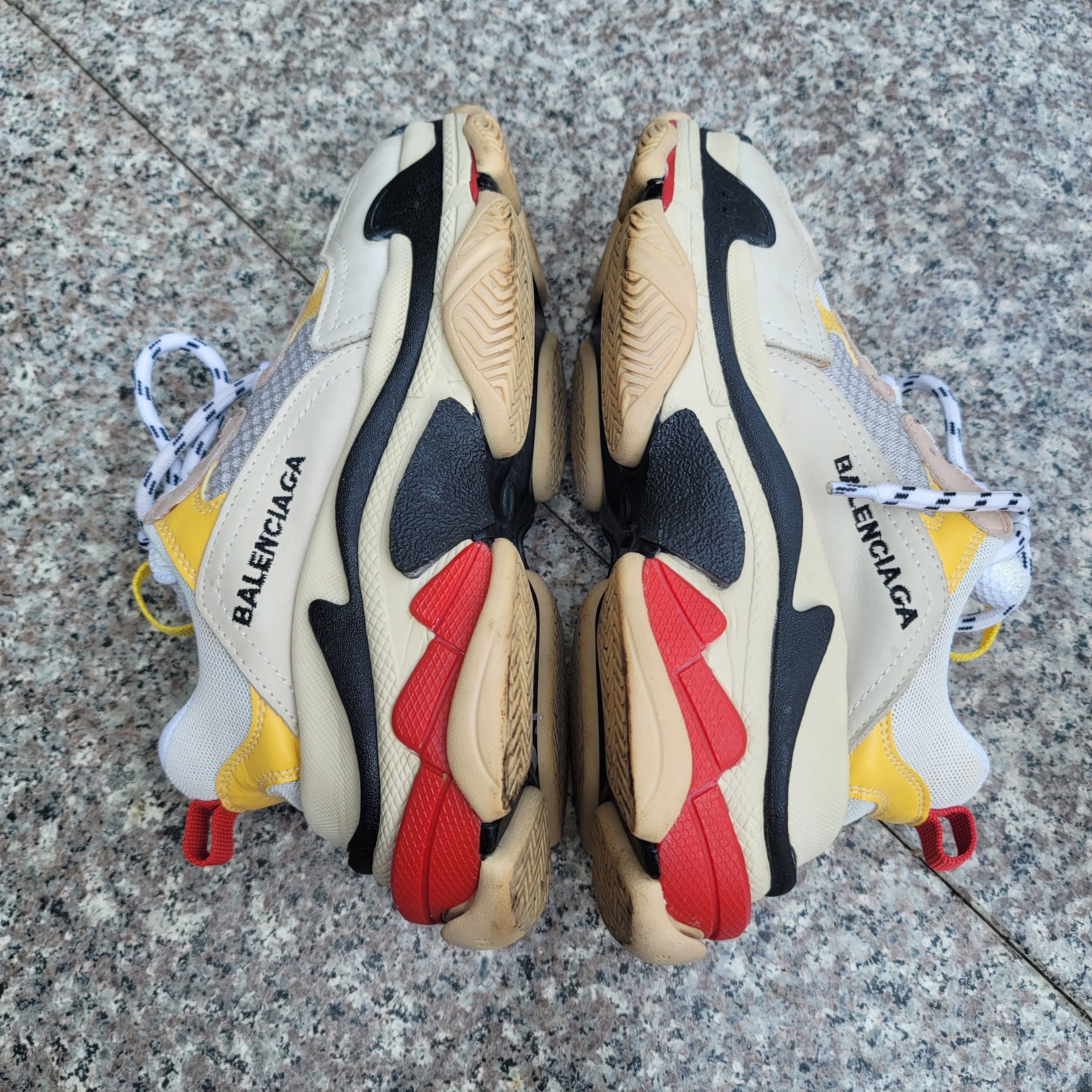 Balenciaga Balenciaga Triple S shoes Size US 6 / IT 36 - 6 Thumbnail