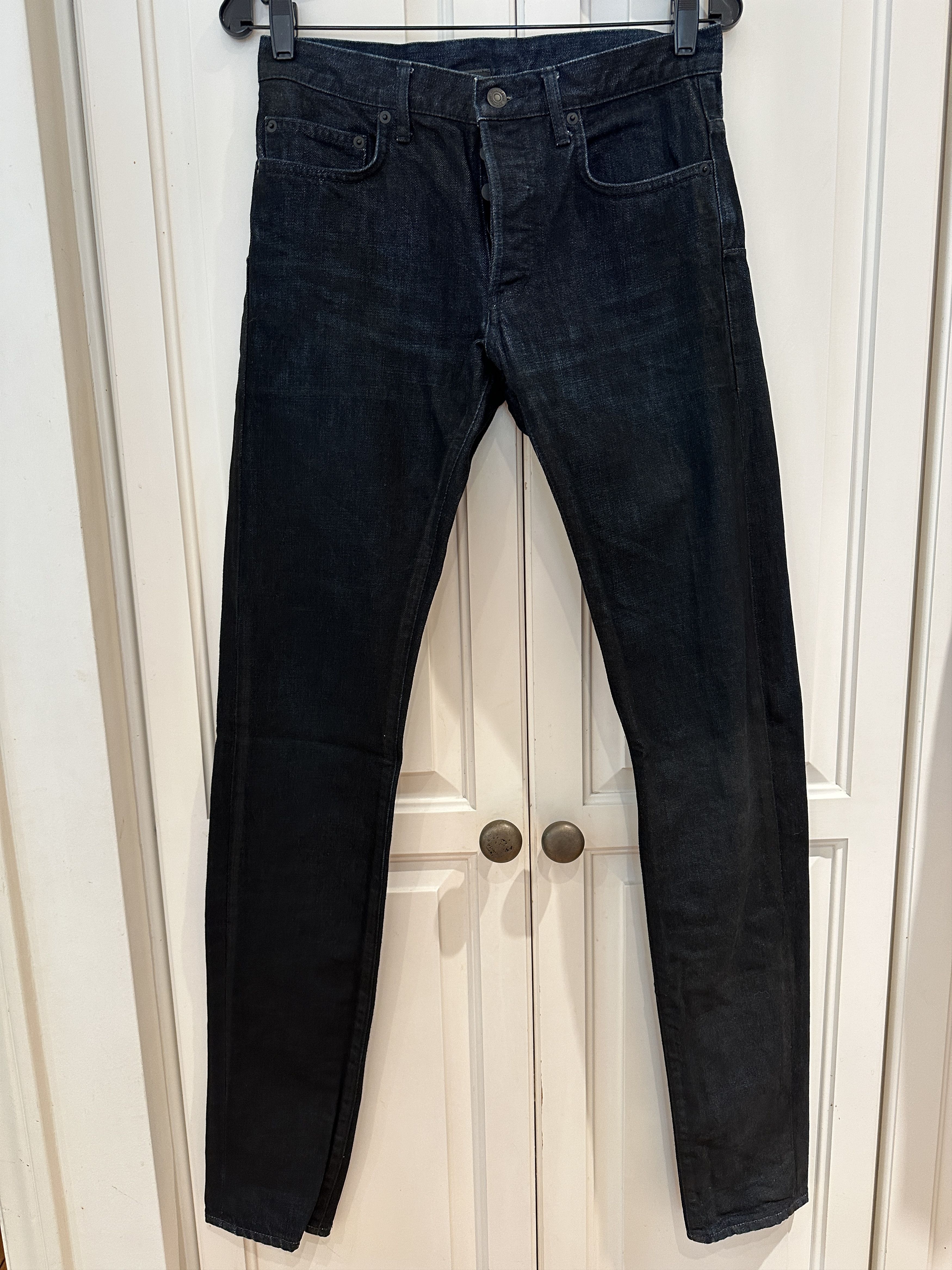 Dior homme by Hedi Slimane ジーンズ（Size 34） Dior Homme by Hedi Slimane Slim/Skinny Cut Denim – Alex