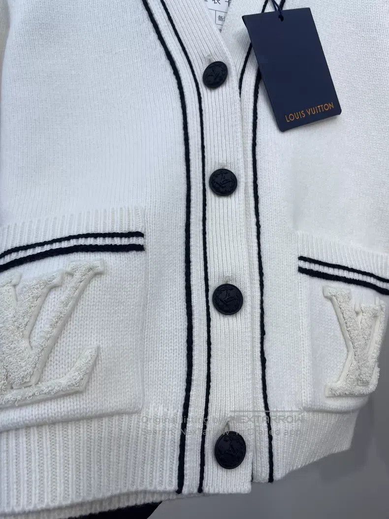 Louis Vuitton Louis Vuitton 25 white knitted cardigans shirt Size XS / US 0-2 / IT 36-38 - 4 Thumbnail