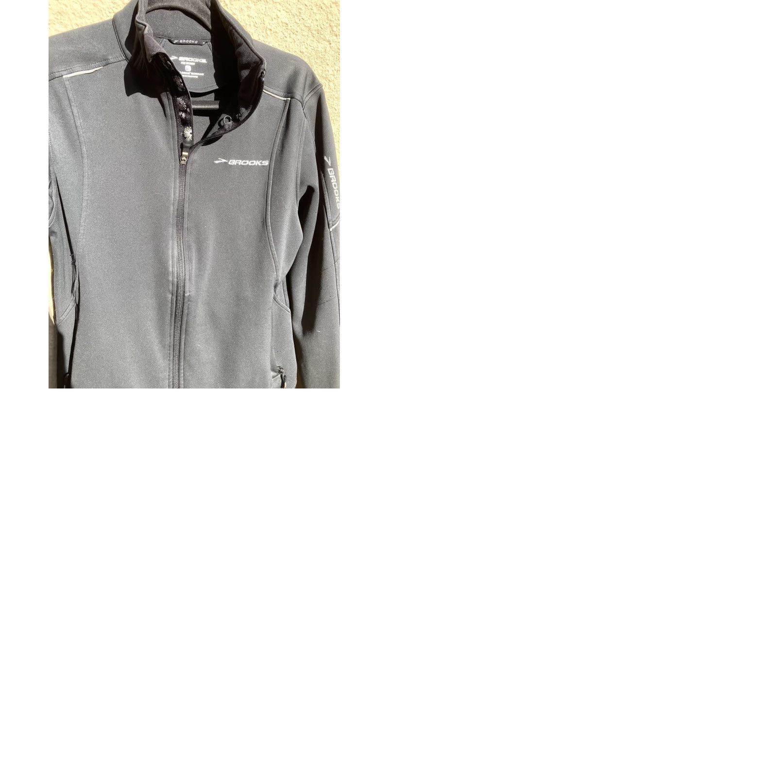 Brooks Brooks Running Women's Black Full-Zip Activewear Sweater M Embroidered Flawed Size M / US 6-8 / IT 42-44 - 9 Thumbnail