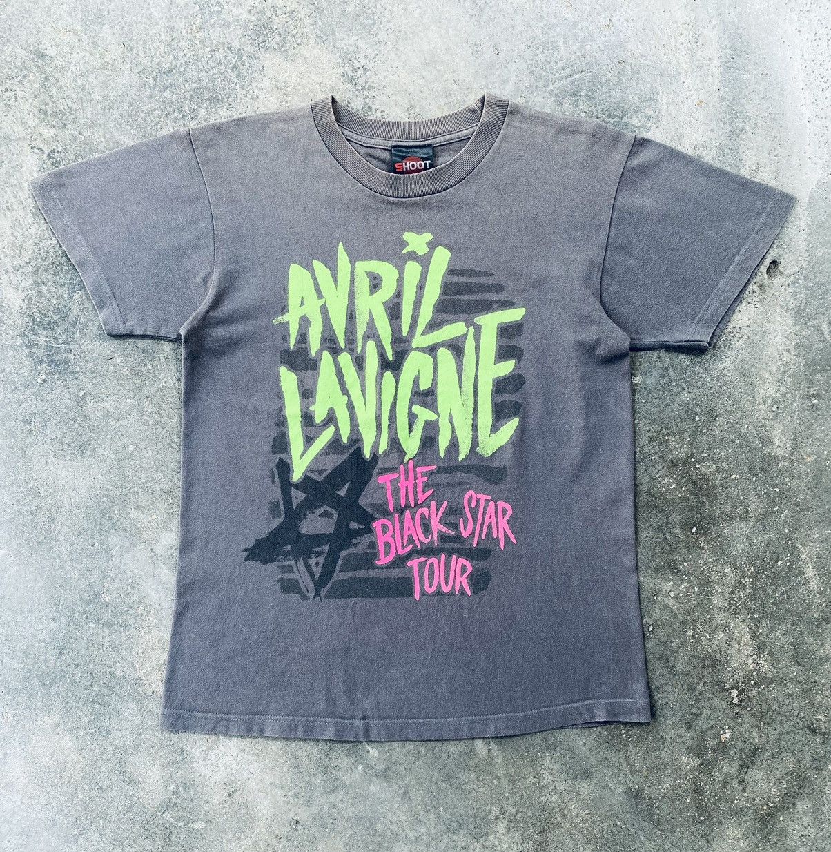 Band Tees Vintage Anvil Lavigne The Black Star Tour Tees Size US S / EU 44-46 / 1 - 1 Thumbnail