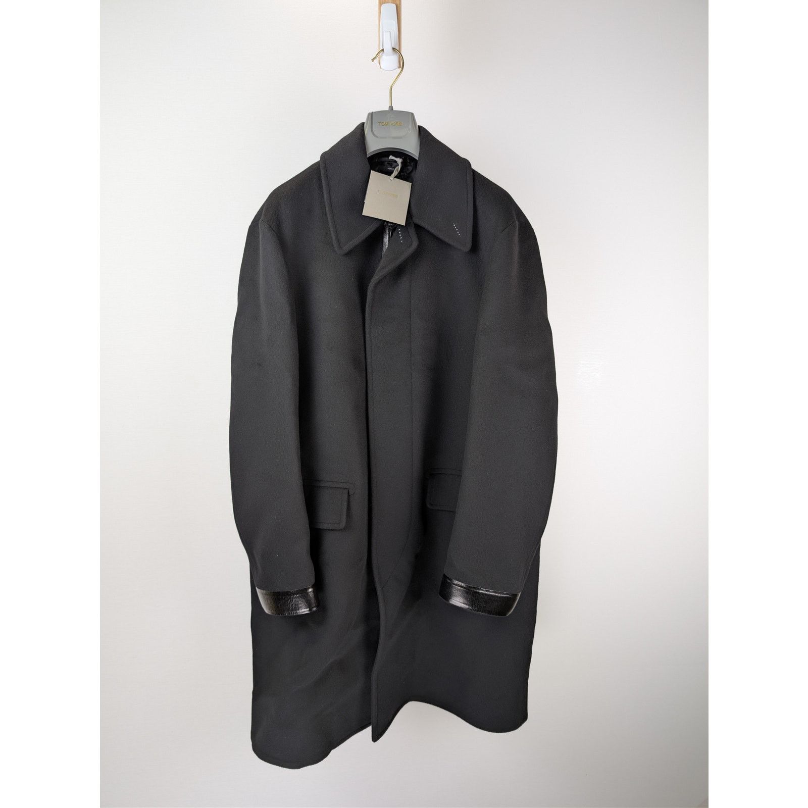 Tom Ford o1rshd1 Long Heavy Coat in Black Size US M / EU 48-50 / 2 - 1 Thumbnail