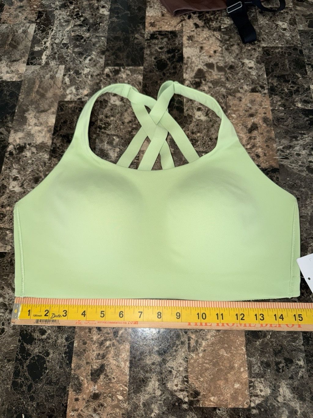 Lululemon LULULEMON ENERGY HIGH SUPPORT BRA LEMONGRASS SIZE 38D NWT Size XL / US 12-14 / IT 48-50 - 9 Thumbnail