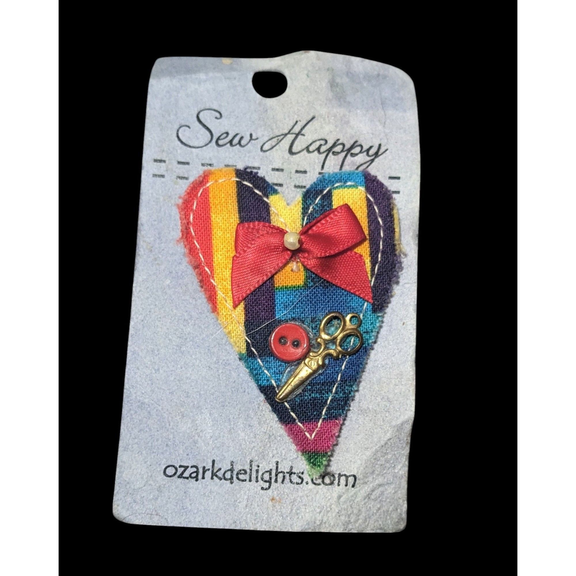 Other Sew Happy Heart Shaped Rainbow Quilt Print Brooch Size ONE SIZE - 1 Thumbnail