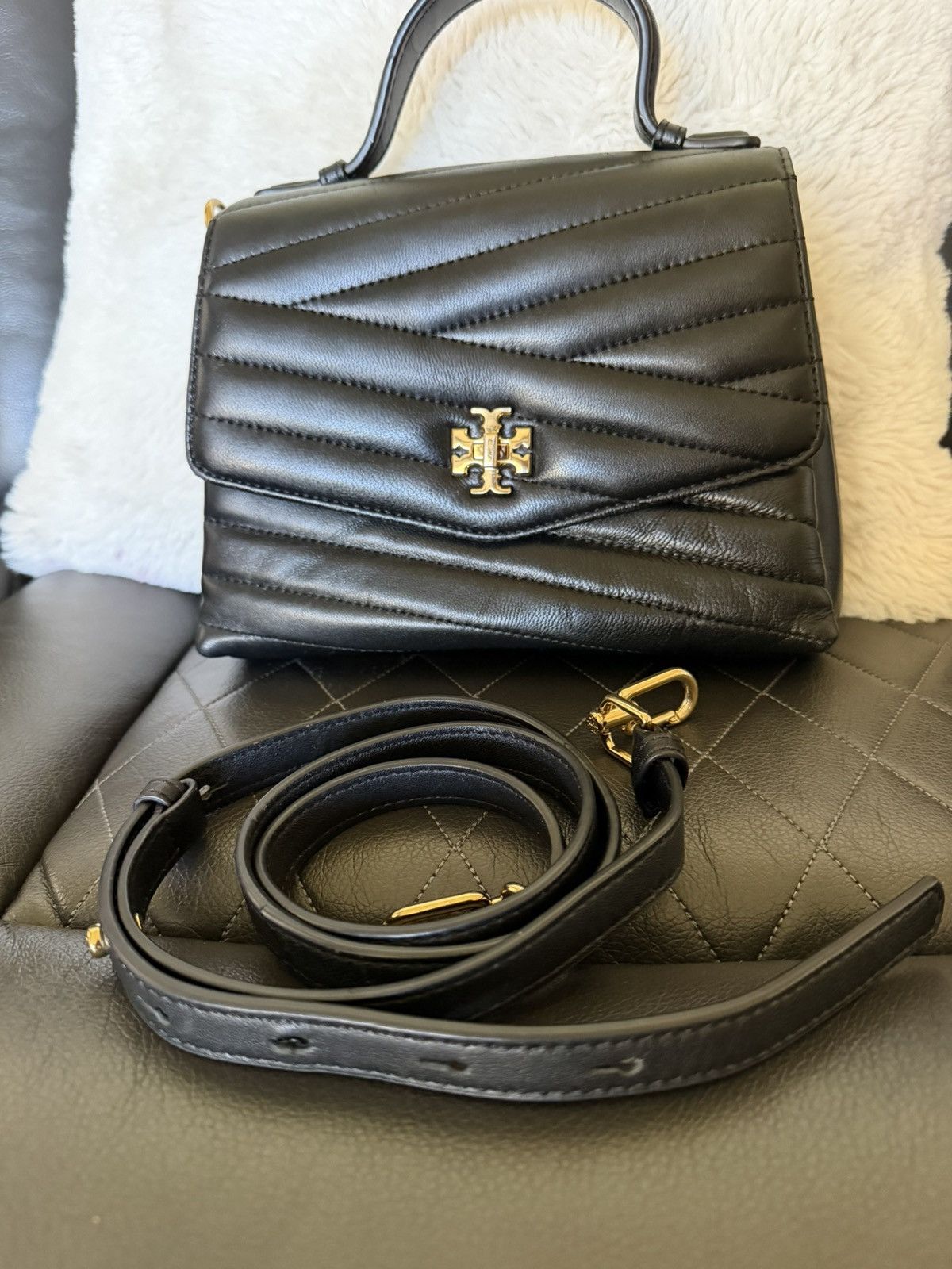 Tory Burch Tory Burch Kira Chevron Leather Top Handle Satchel 2 Way bag Size ONE SIZE - 4 Thumbnail