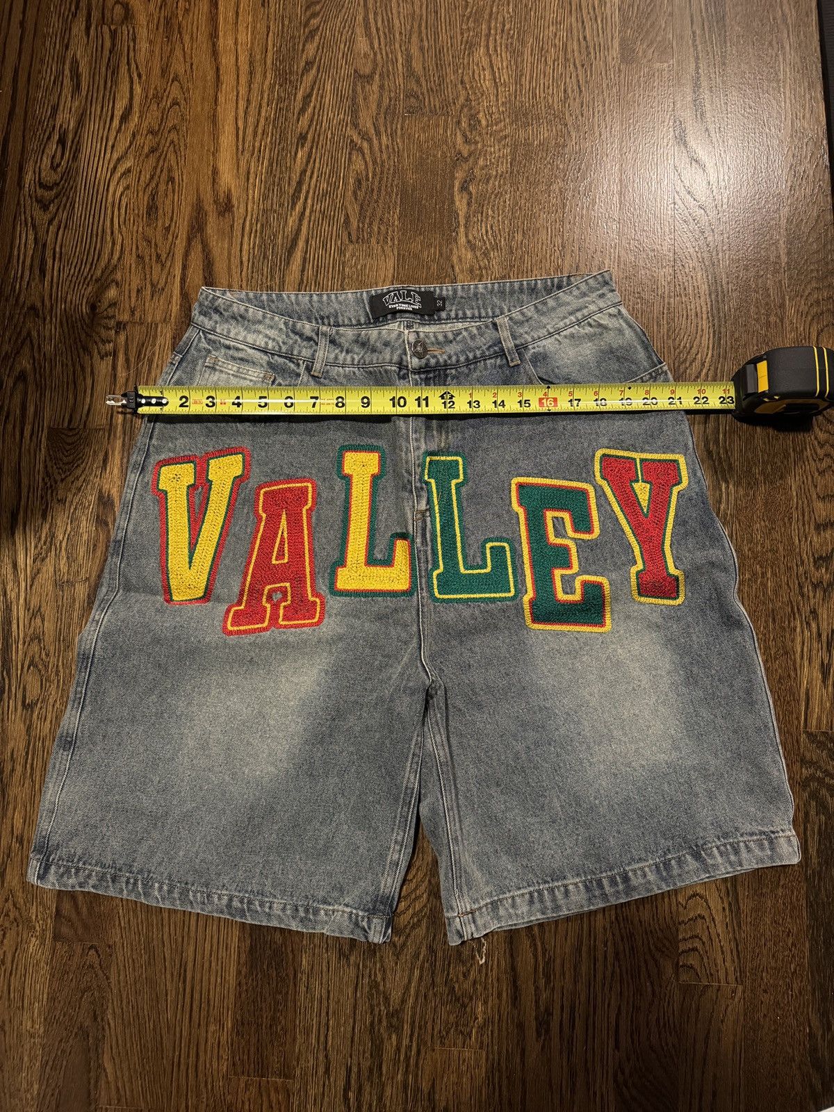 Vale Vale Lives College Denim Shorts Size US 32 / EU 48 - 4 Thumbnail
