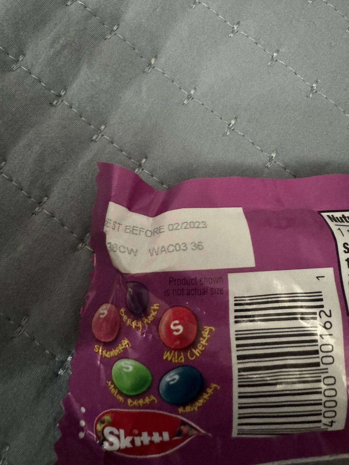 Supreme Supreme Skittles “Wild Berry” Size ONE SIZE - 3 Thumbnail