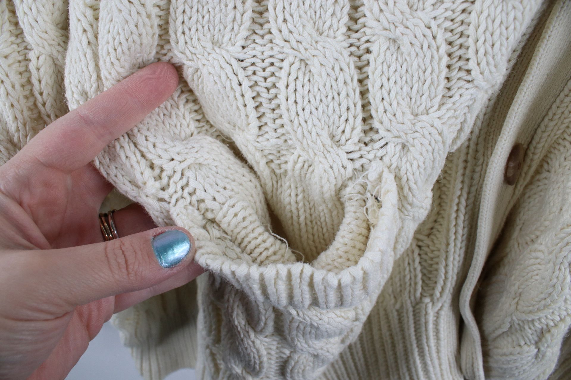 Gap × Vintage Vintage 90s Gap Chunky Cable Knit Cardigan Sweater Cream Size US L / EU 52-54 / 3 - 4 Thumbnail