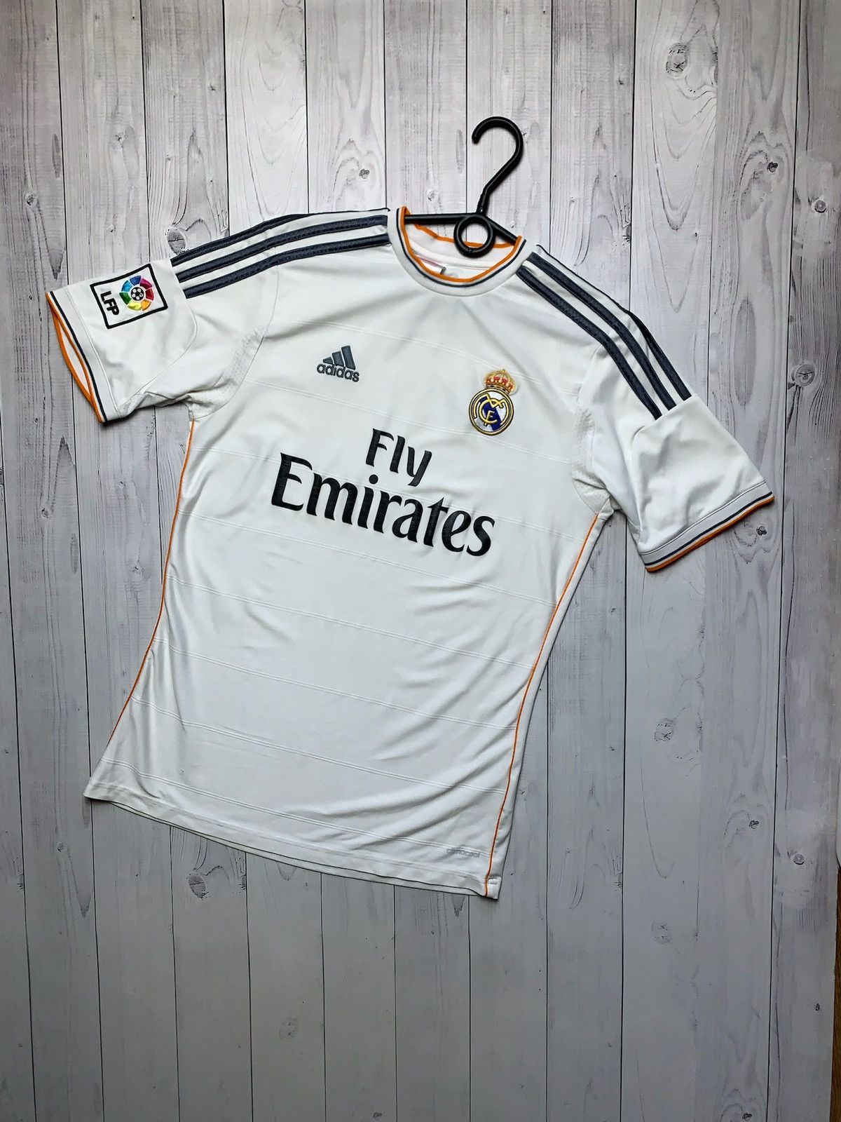 Adidas × Vintage Vintage adidas Real Madrid soccer jersey size S Size US S / EU 44-46 / 1 - 1 Thumbnail