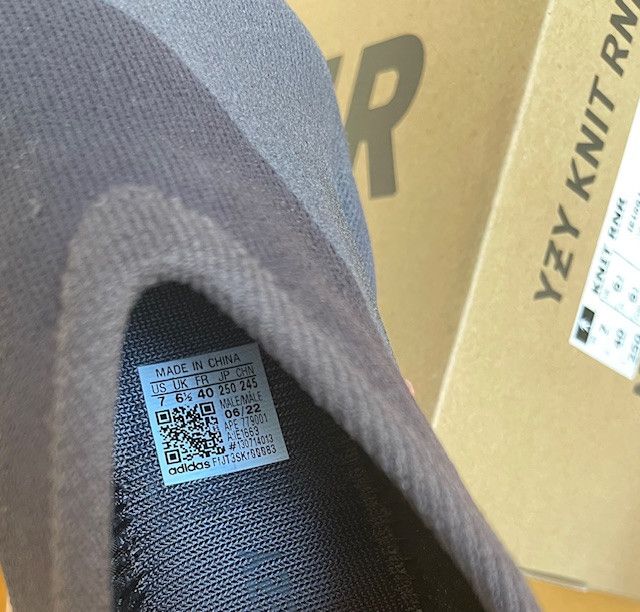 Adidas × Kanye West Yeezy Knit Runner Size US 7 / EU 40 - 5 Thumbnail
