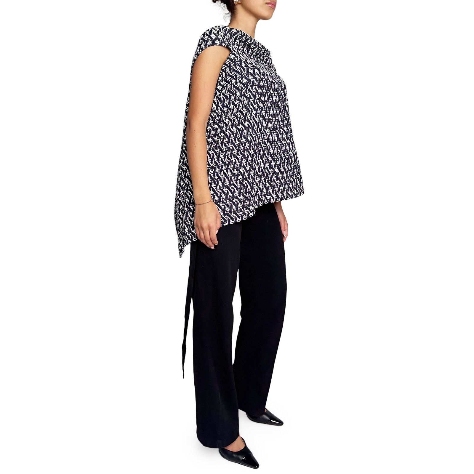 Roland Mouret Navy and white top Size L / US 10 / IT 46 - 2 Thumbnail