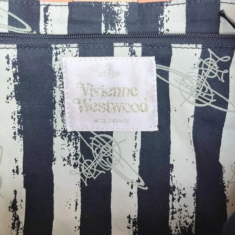 Vivienne Westwood Vivienne Westwood size os Mid-old Saturn embossed logo moto Size ONE SIZE - 9 Thumbnail