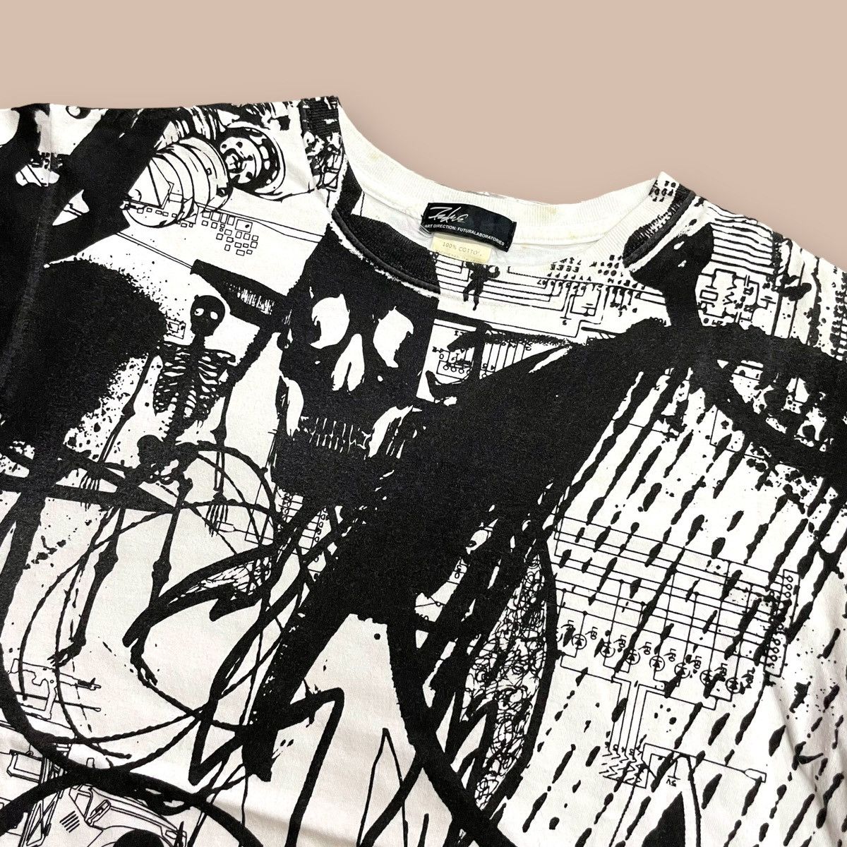 Futura FUTURA LABORATORIES OVP TEE Size US M / EU 48-50 / 2 - 3 Thumbnail