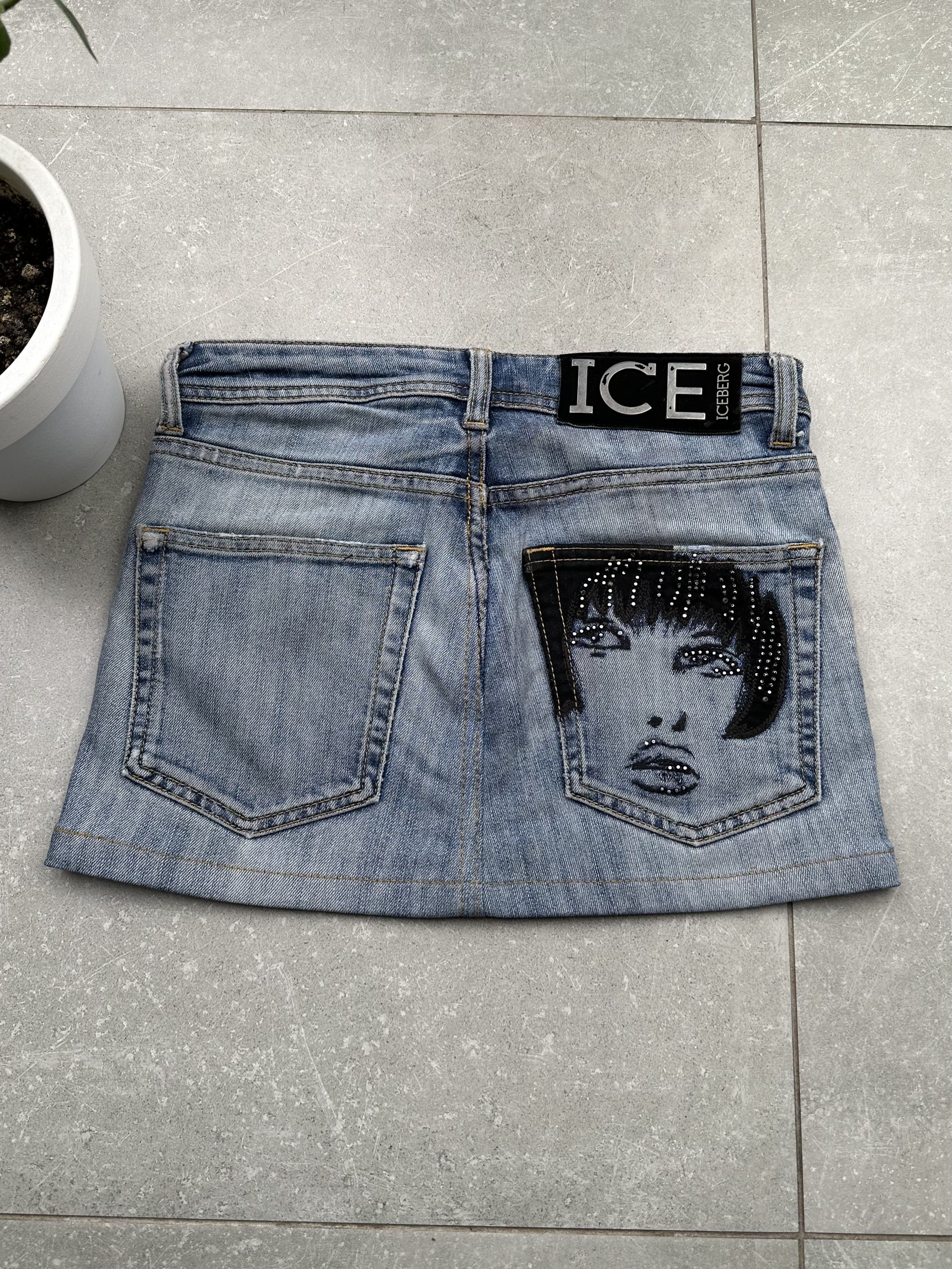 image of Avant Garde x Iceberg Vintage Mini Skirt in Blue, Women's (Size 25)
