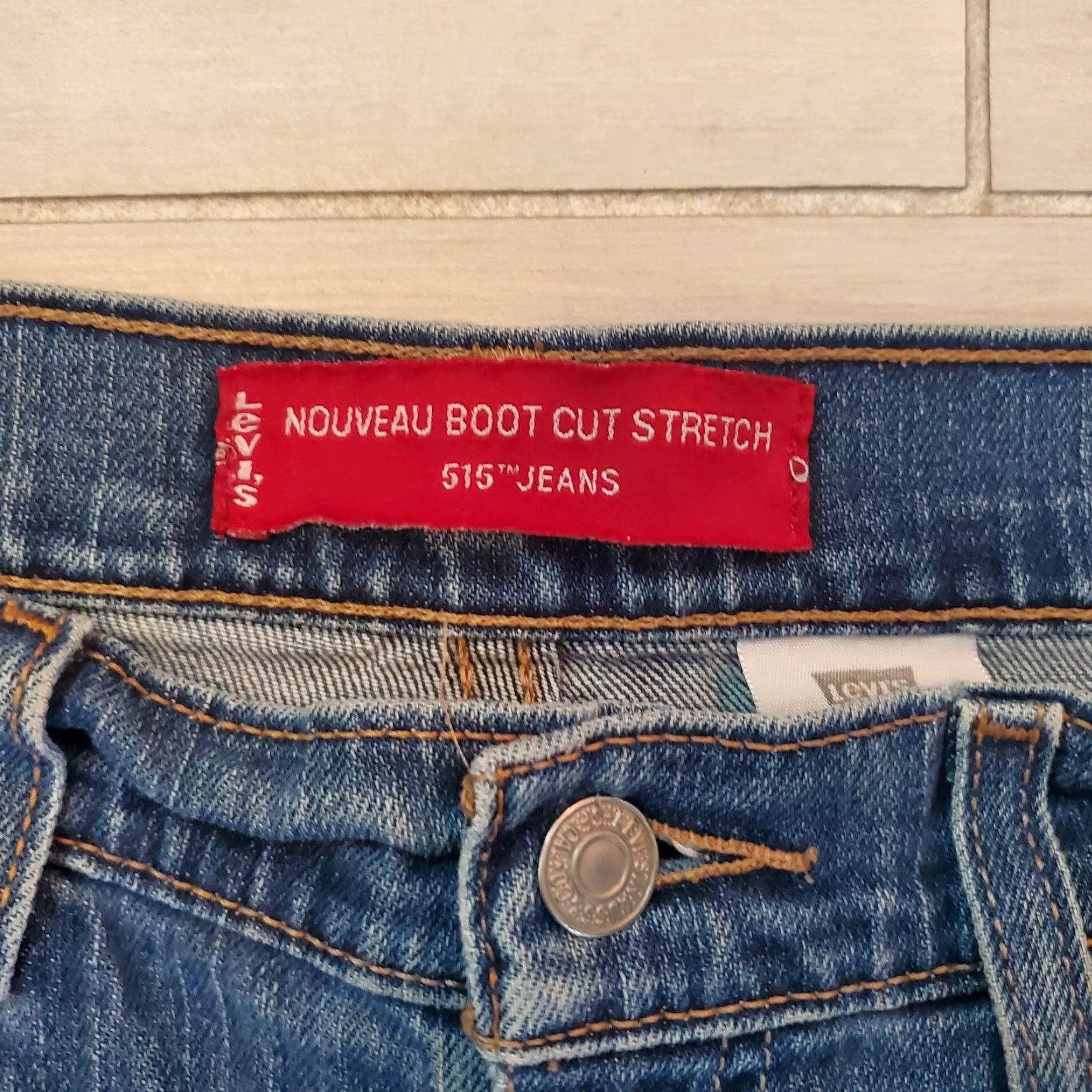 Levi's VTG Levi's Nouveau Boot Cut 515 Blue Jeans Medium Wash Low Rise 10s Women Jeans 5-Pocket Denim 29in Inseam Y2K 90s Logo Blue Size 32" / US 10 / IT 46 - 5 Thumbnail